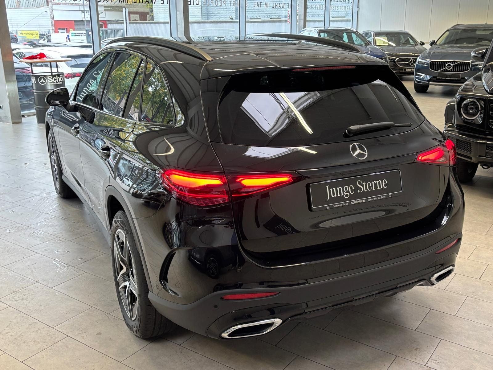 Fahrzeugabbildung Mercedes-Benz GLC 200 4M AMG STANDHEIZUNG+AHK+NIGHT+WINTER