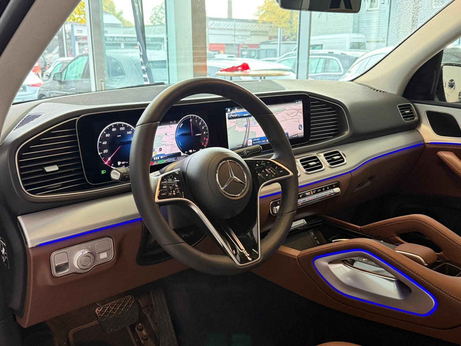 Fahrzeugabbildung Mercedes-Benz GLE 350 de 4M PANO+AHK+FONDAIRBAGS+MULTIBEAM