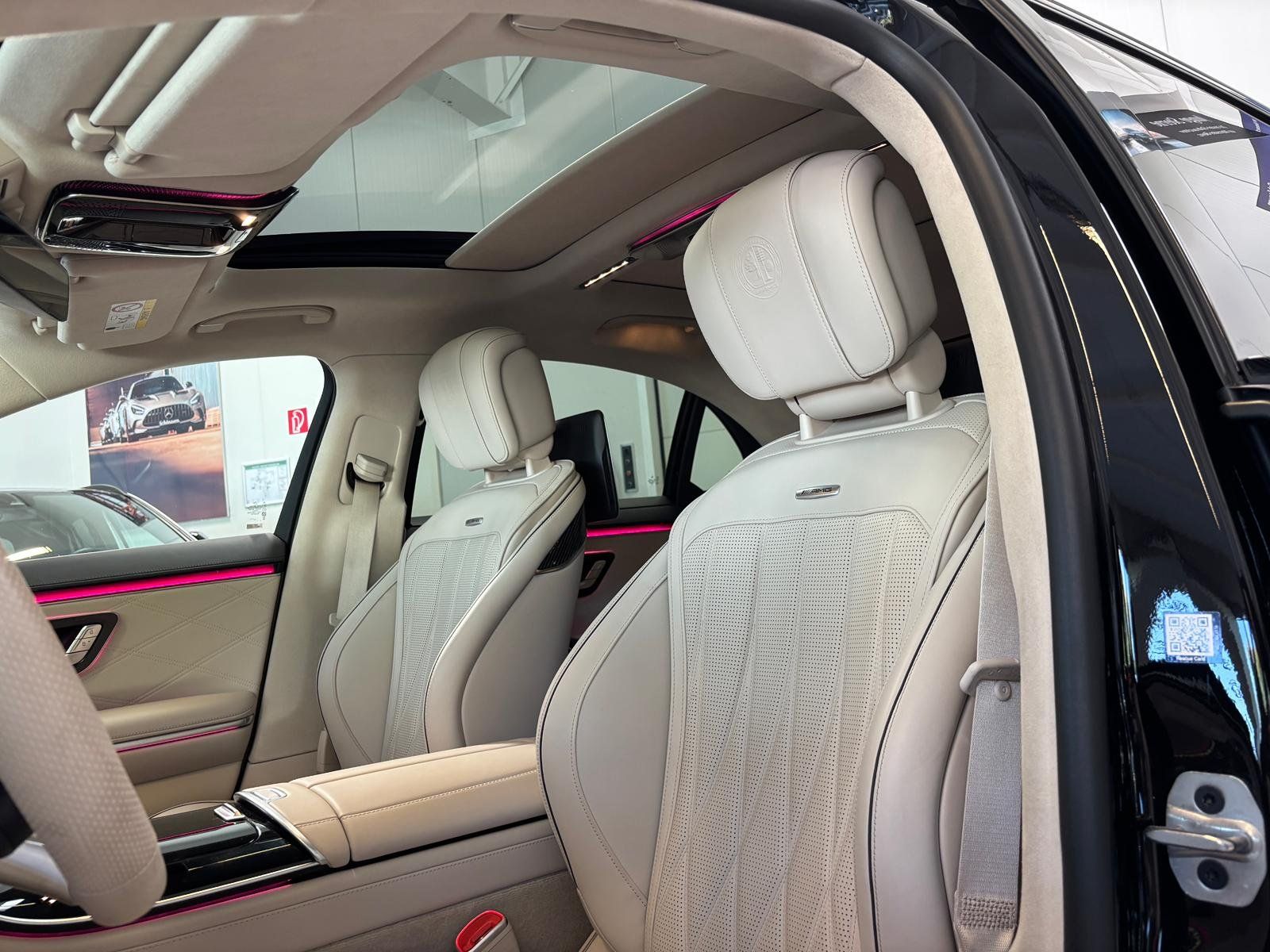Fahrzeugabbildung Mercedes-Benz AMG S 63 E Perf. DRIVERS+PANO+HUD+DIGITAL+DISTR