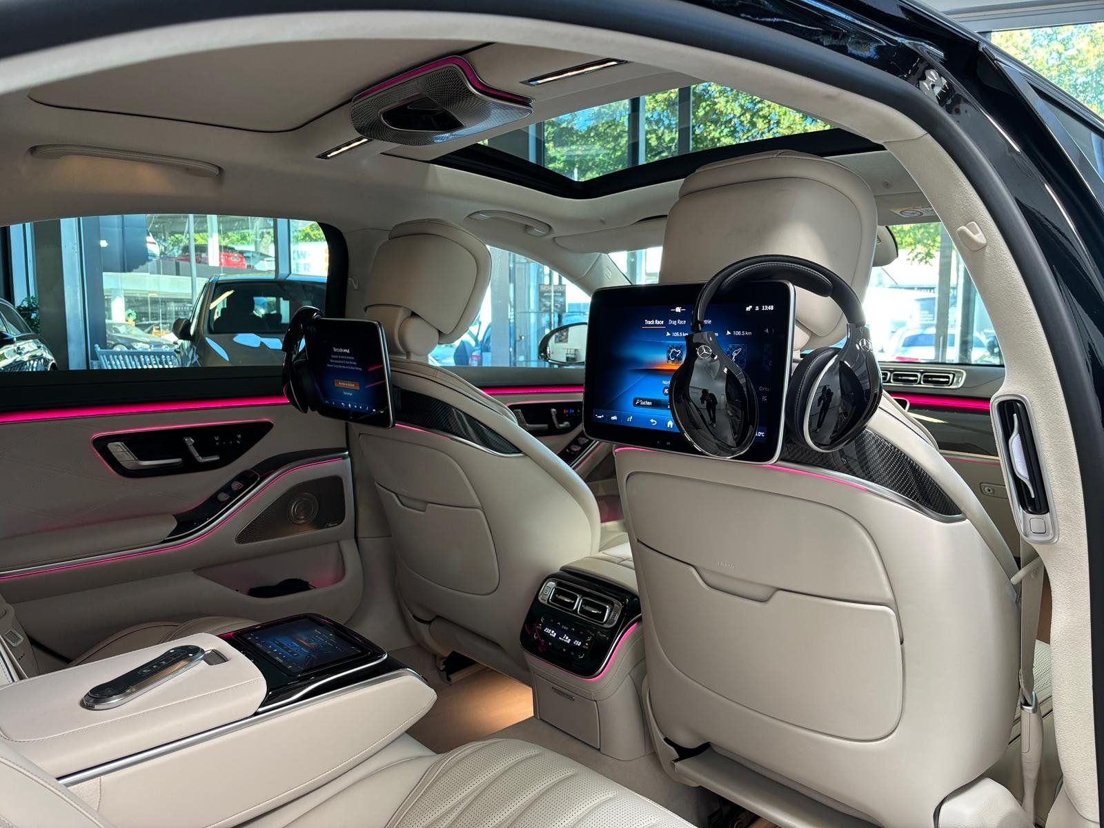 Fahrzeugabbildung Mercedes-Benz AMG S 63 E Perf. DRIVERS+PANO+HUD+DIGITAL+DISTR