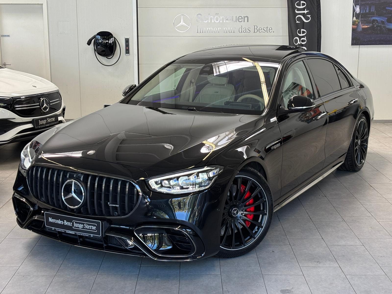 Fahrzeugabbildung Mercedes-Benz AMG S 63 E Perf. DRIVERS+PANO+HUD+DIGITAL+DISTR