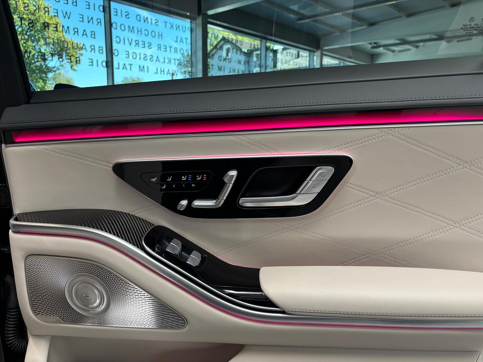 Fahrzeugabbildung Mercedes-Benz AMG S 63 E Perf. DRIVERS+PANO+HUD+DIGITAL+DISTR