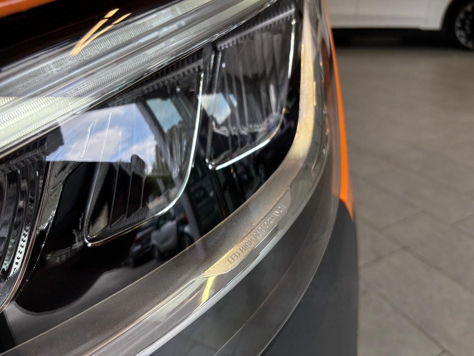 Fahrzeugabbildung Mercedes-Benz Sprinter 319 CDI KA L2H1 BASIS ROHRREINIGER LED