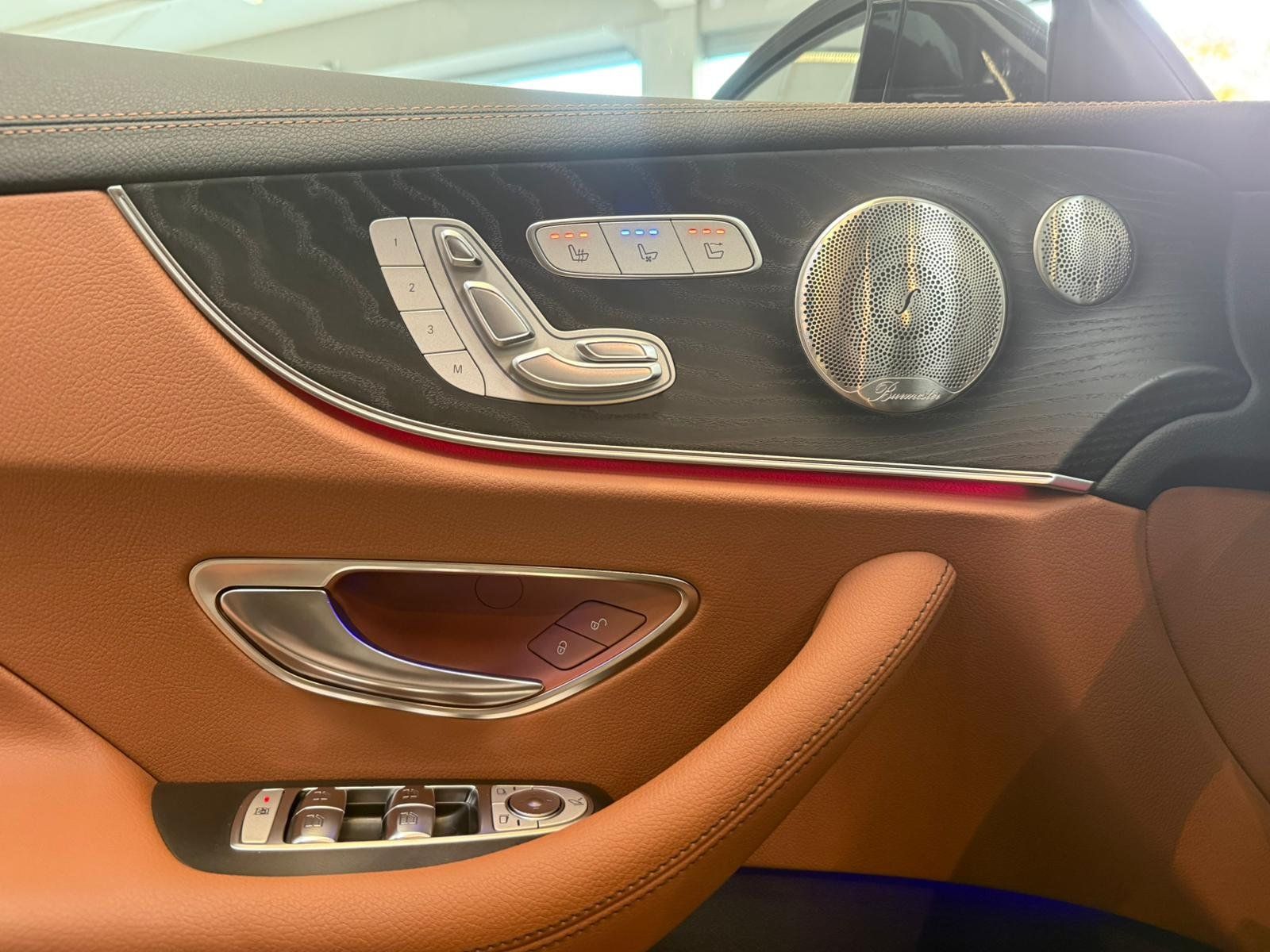 Fahrzeugabbildung Mercedes-Benz E 200 Cabrio AMG+DISTR+MEMORY+NIGHT+BURMES+360°