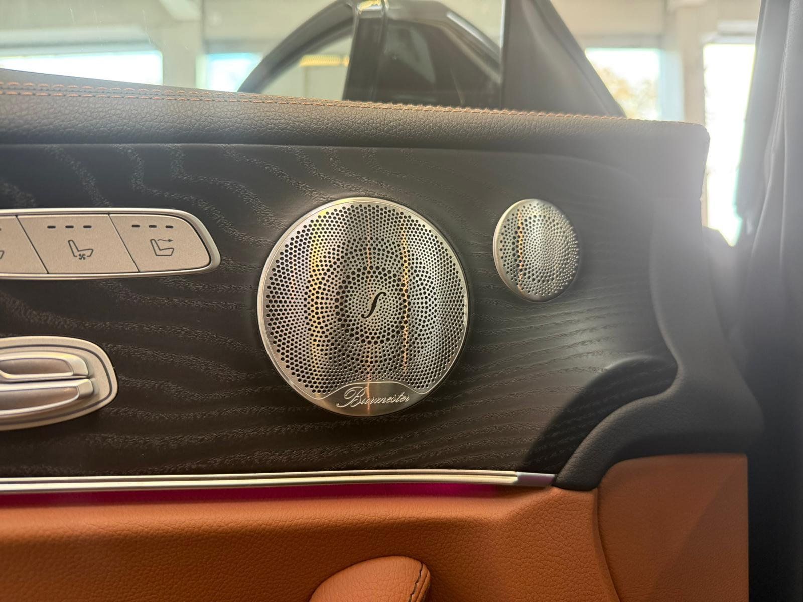 Fahrzeugabbildung Mercedes-Benz E 200 Cabrio AMG+DISTR+MEMORY+NIGHT+BURMES+360°