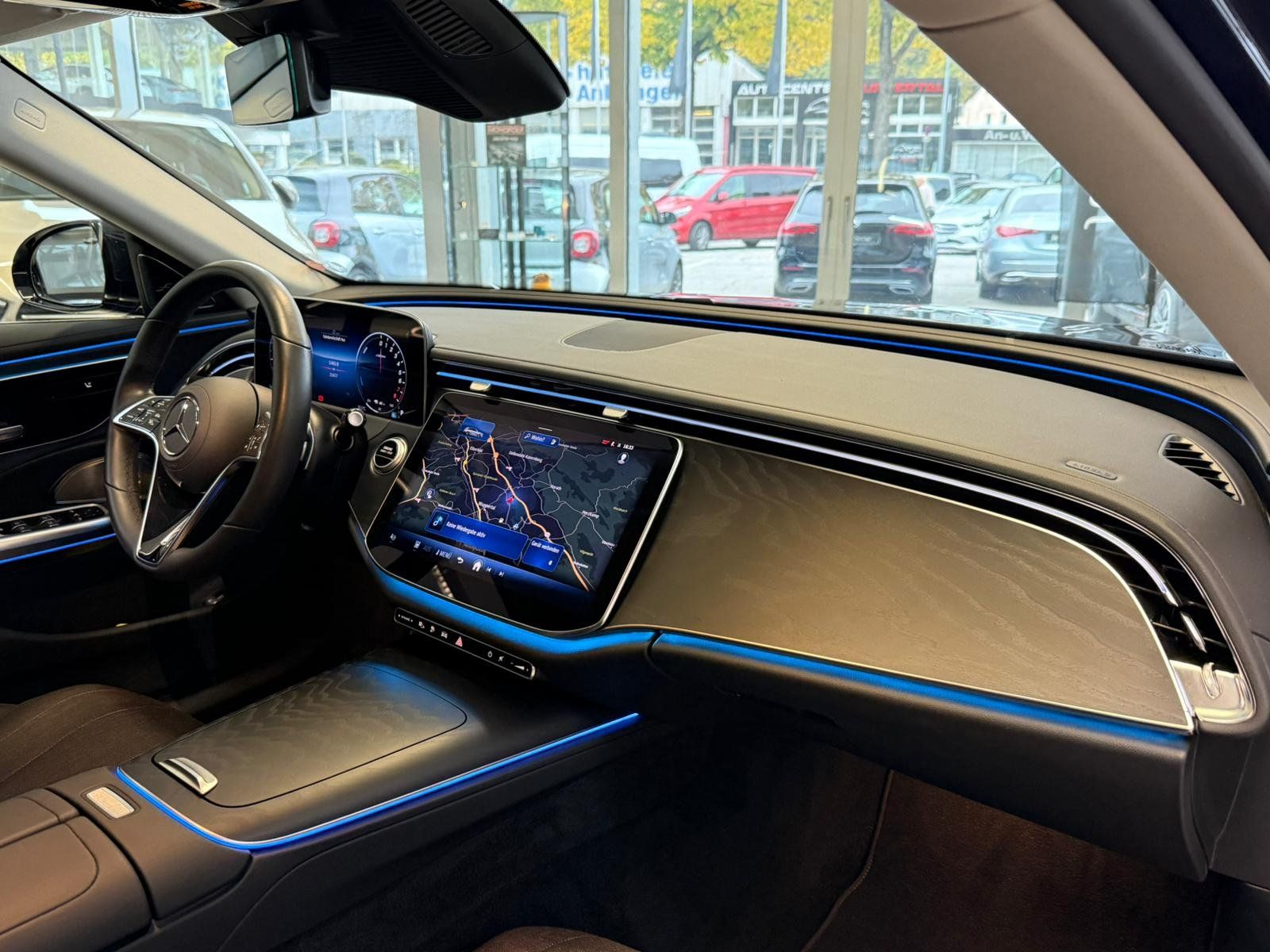 Fahrzeugabbildung Mercedes-Benz E 300 e T AHK+BURMESTER+SHZFOND+PRIVACY+FAP+