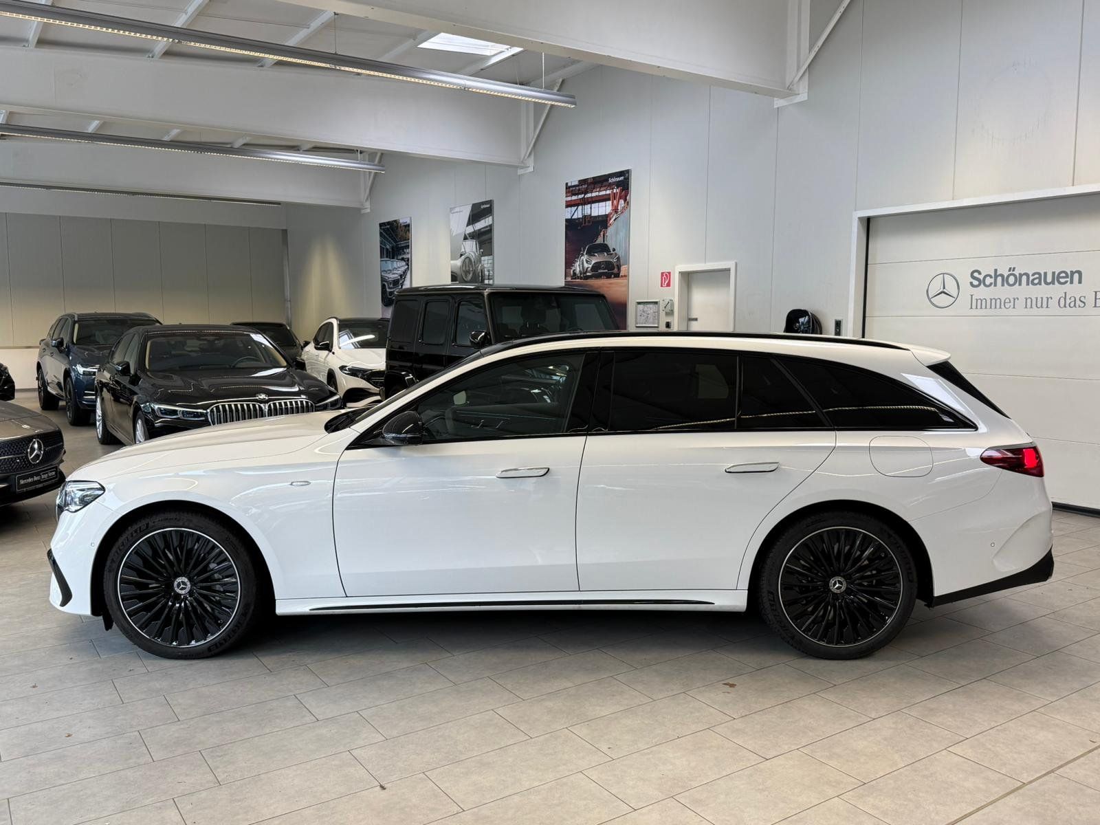 Fahrzeugabbildung Mercedes-Benz E 300 de T AMG PREMIUM PLUS+NAPPA+HUD+AIRMATIC