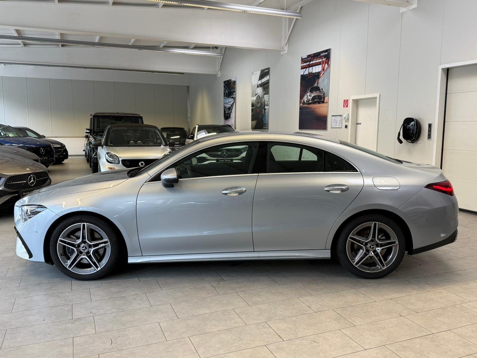 Fahrzeugabbildung Mercedes-Benz CLA 200 AMG+MBEAM+KAMERA+KEYLESS+TOTW+CARPL+DAB