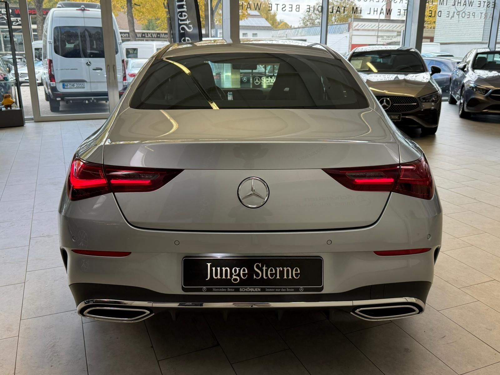 Fahrzeugabbildung Mercedes-Benz CLA 200 AMG+MBEAM+KAMERA+KEYLESS+TOTW+CARPL+DAB