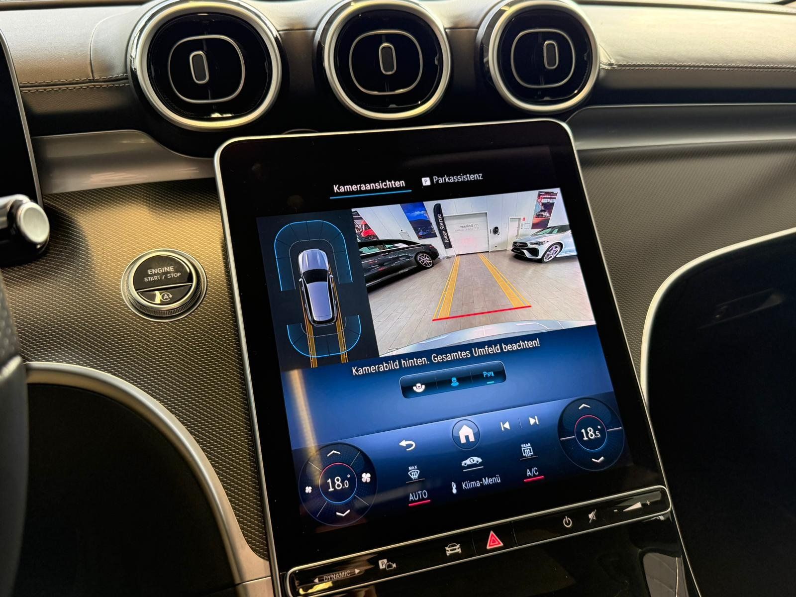 Fahrzeugabbildung Mercedes-Benz C 220d T AMG+PANO+KAMERA+TOTW+LED+CARPLAY+EASYPK