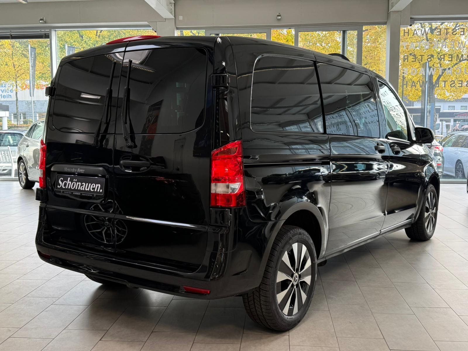 Fahrzeugabbildung Mercedes-Benz Vito 124 CDI 4x4 Mixto Kompakt STDHZ+AHK+LED+DAB