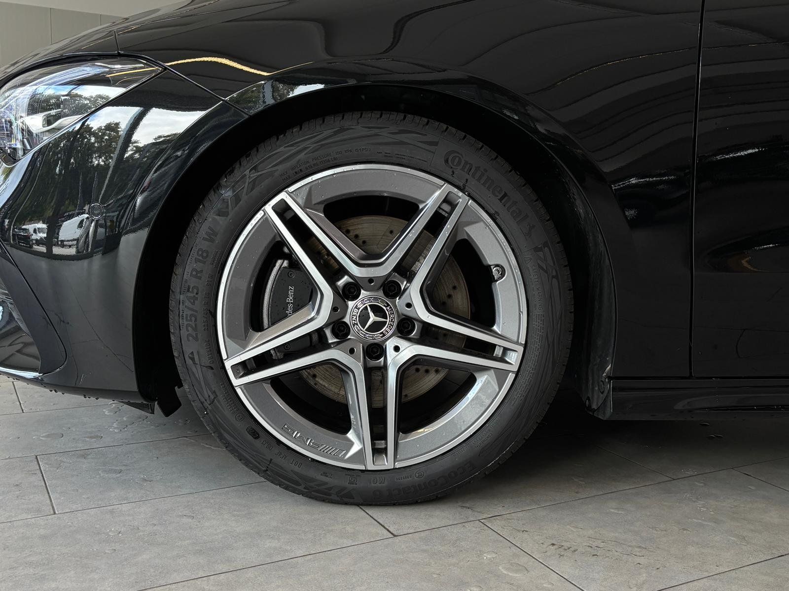 Fahrzeugabbildung Mercedes-Benz CLA 200d SB AMG+KAMERA+KEYLESS+DAB+CARPLAY+EASYP