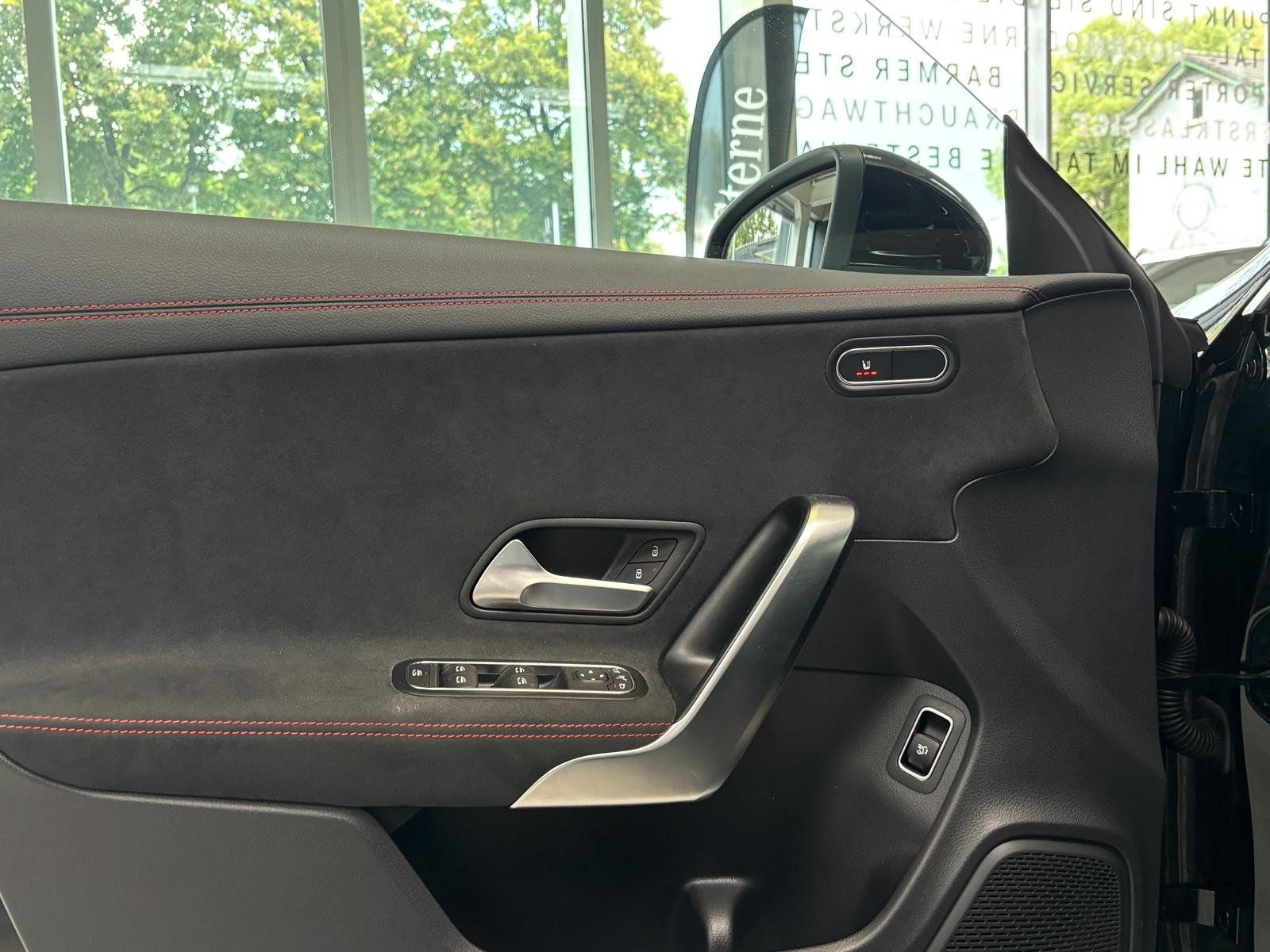 Fahrzeugabbildung Mercedes-Benz CLA 200d SB AMG+KAMERA+KEYLESS+DAB+CARPLAY+EASYP