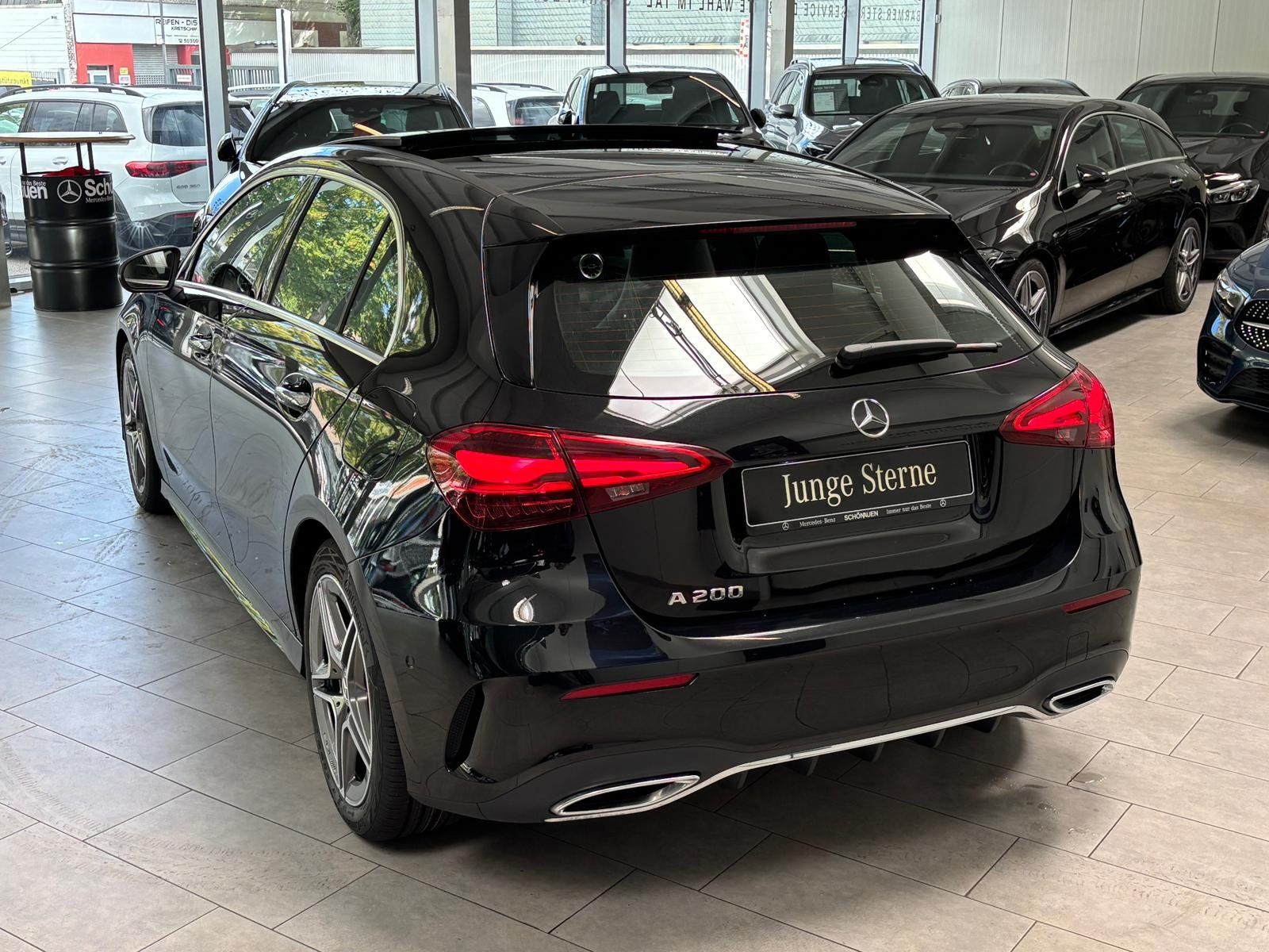 Fahrzeugabbildung Mercedes-Benz A 200 AMG+PANO+KAMERA+LED+CARPLAY+KEYLESS+DAB