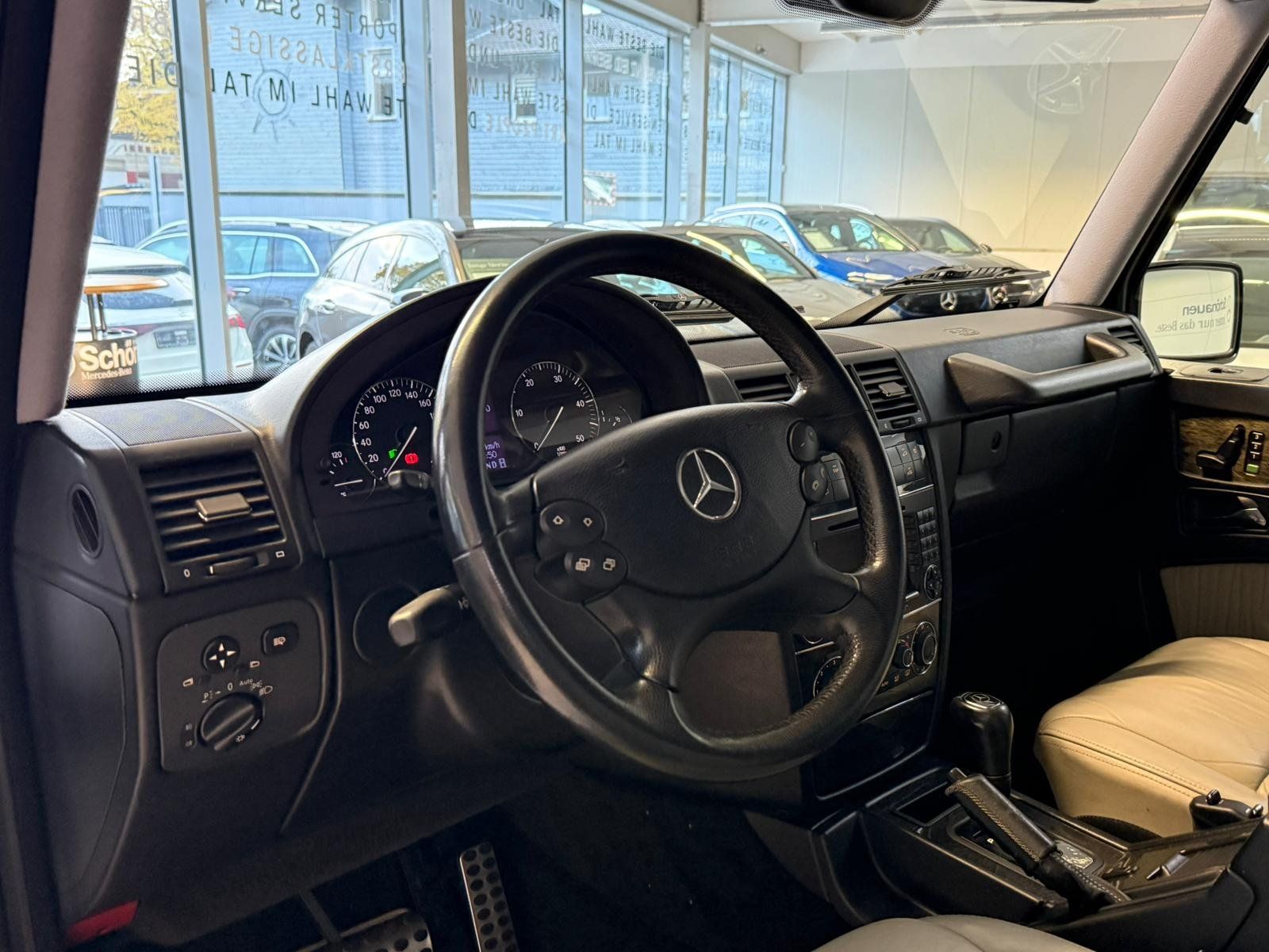Fahrzeugabbildung Mercedes-Benz G 320 CDI COMAND+BIXENON+SHD+HARMAN+KAMERA+AHK