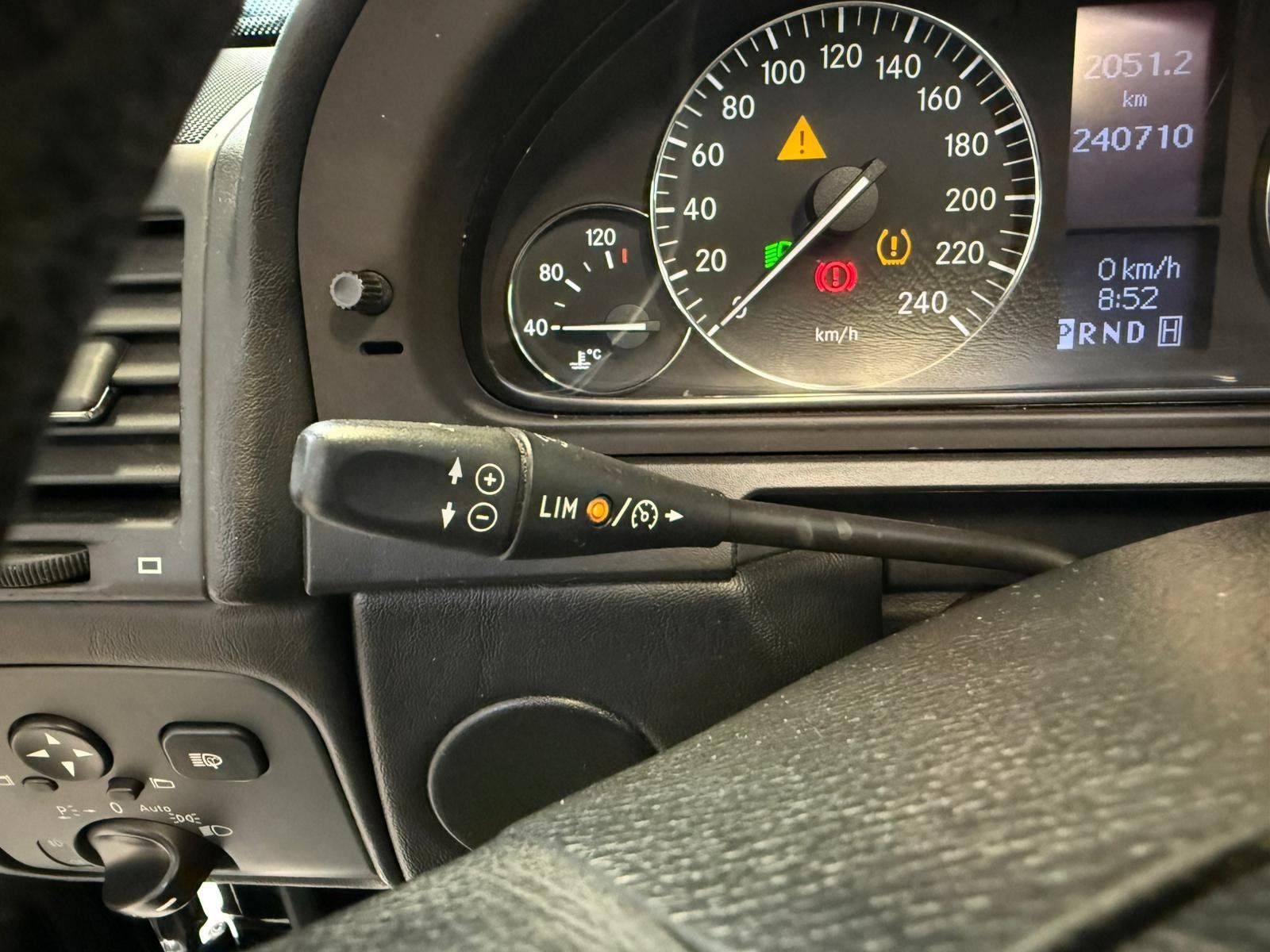 Fahrzeugabbildung Mercedes-Benz G 320 CDI COMAND+BIXENON+SHD+HARMAN+KAMERA+AHK