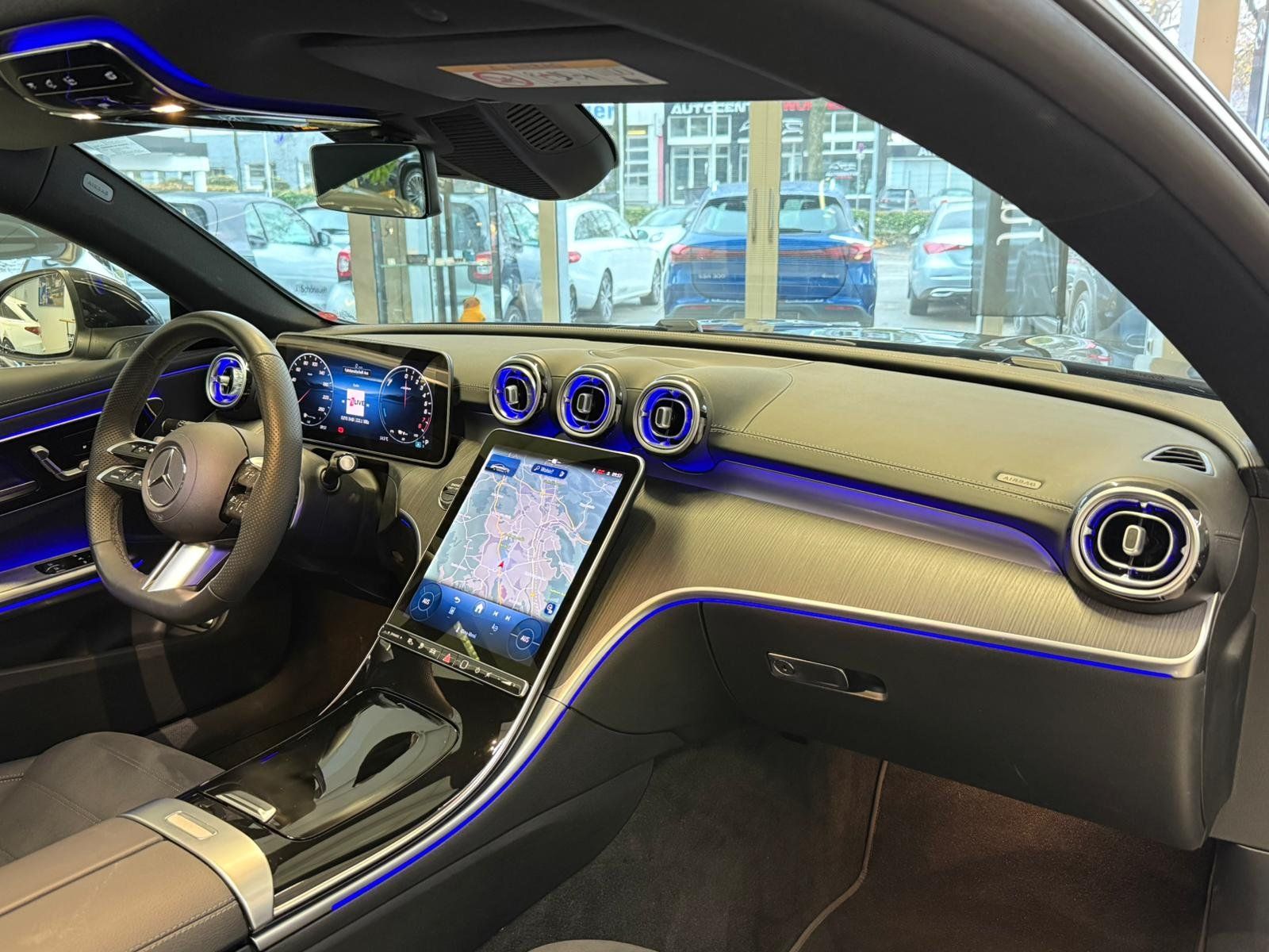 Fahrzeugabbildung Mercedes-Benz CLE 300 e AMG+DISTR+PANO+MEMORY+DIGITAL+360+KEYL