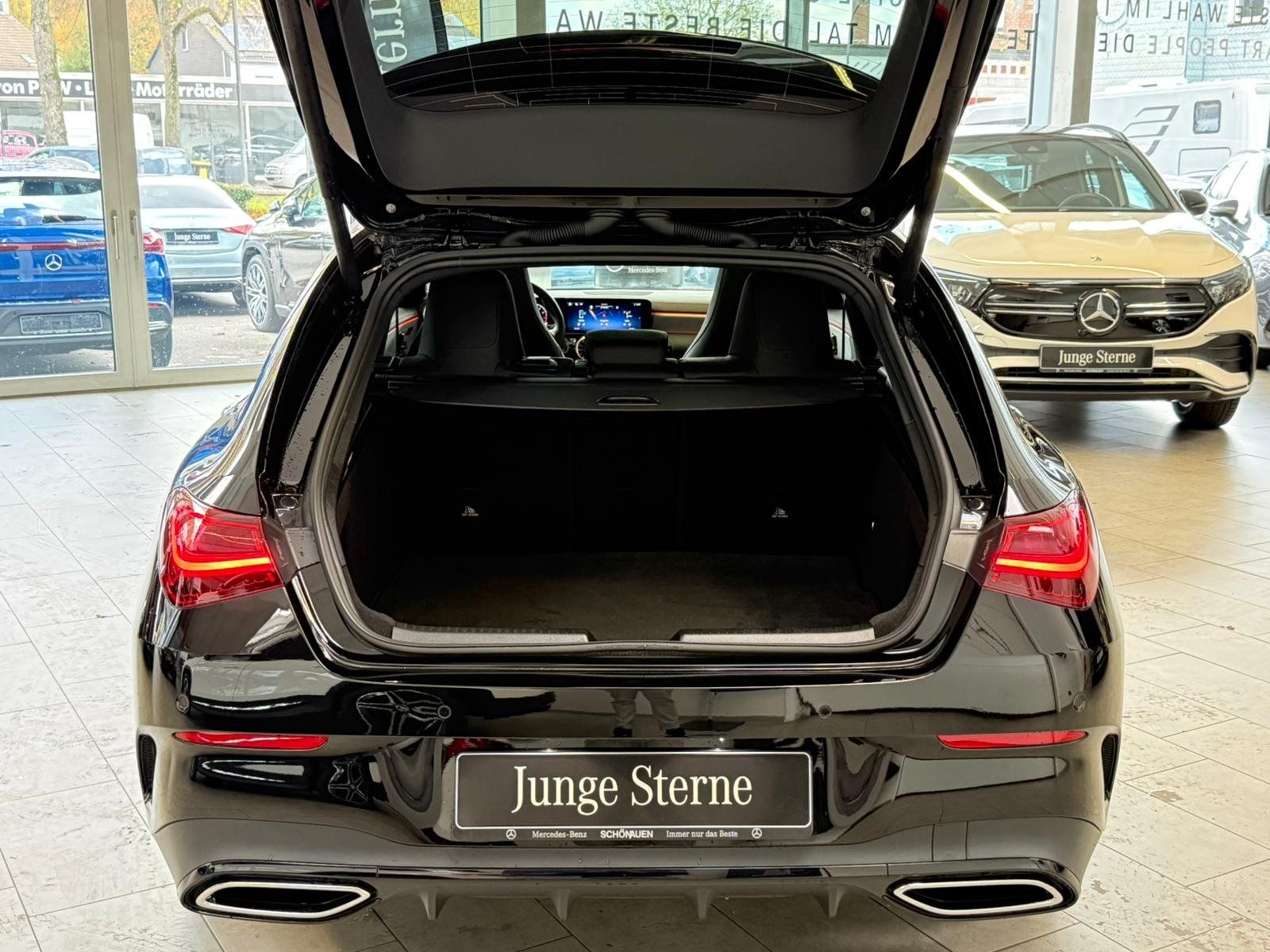 Fahrzeugabbildung Mercedes-Benz CLA 250 4M SB AMG+PANO+MBEAM+MEMORY+NIGHT+KAMERA