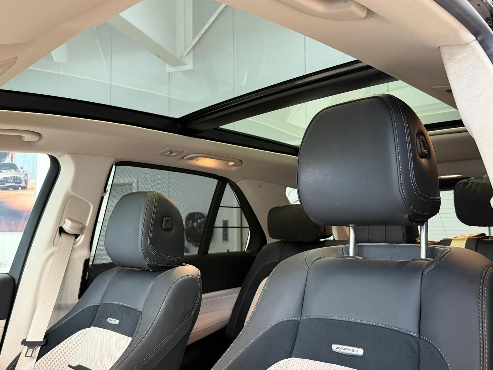 Fahrzeugabbildung Mercedes-Benz GLE 53 4M+ 7-SEATS+DISTR+STDHZ+PANO+AHK+MBEAM