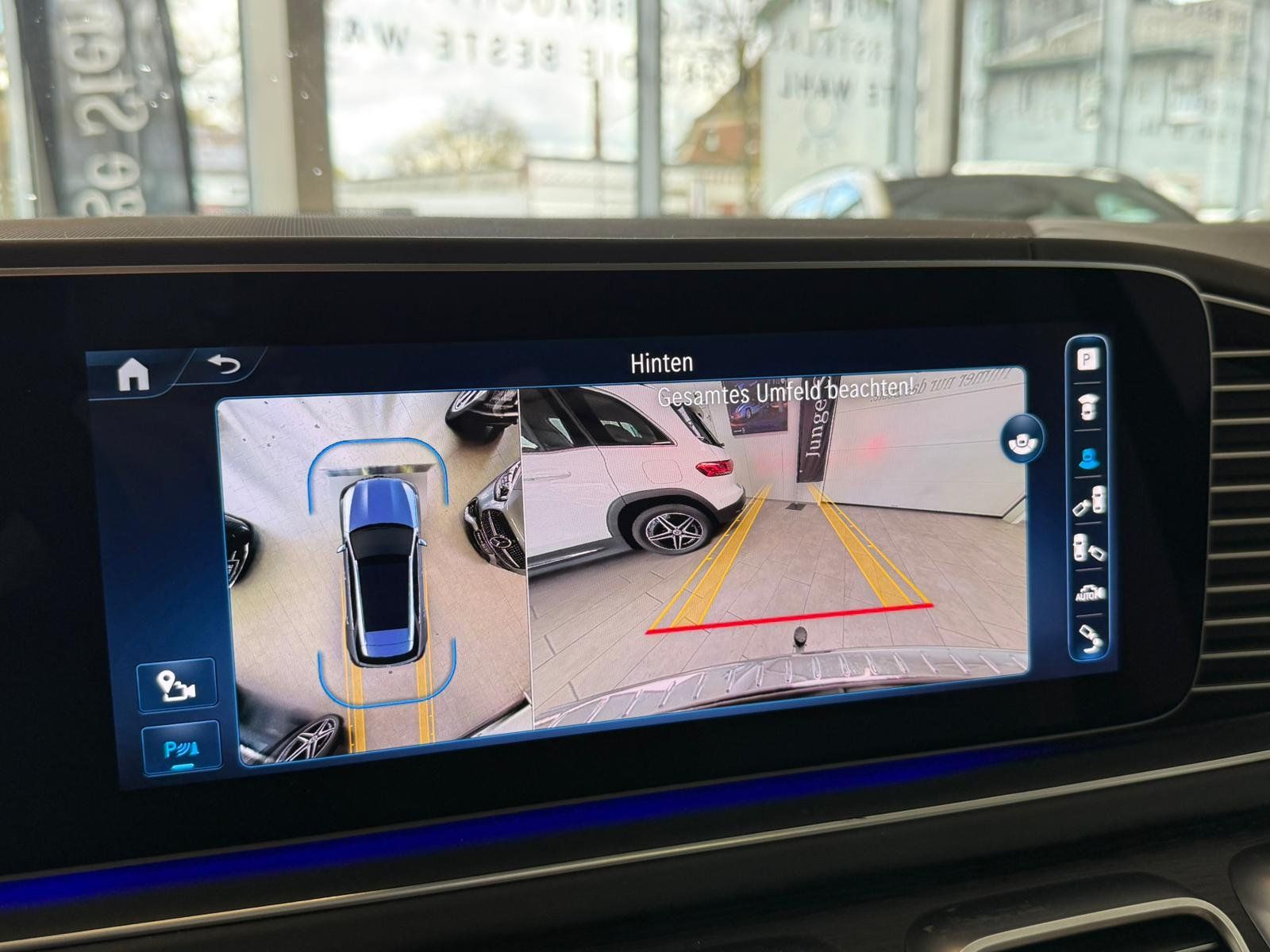 Fahrzeugabbildung Mercedes-Benz GLE 53 4M+ 7-SEATS+DISTR+STDHZ+PANO+AHK+MBEAM