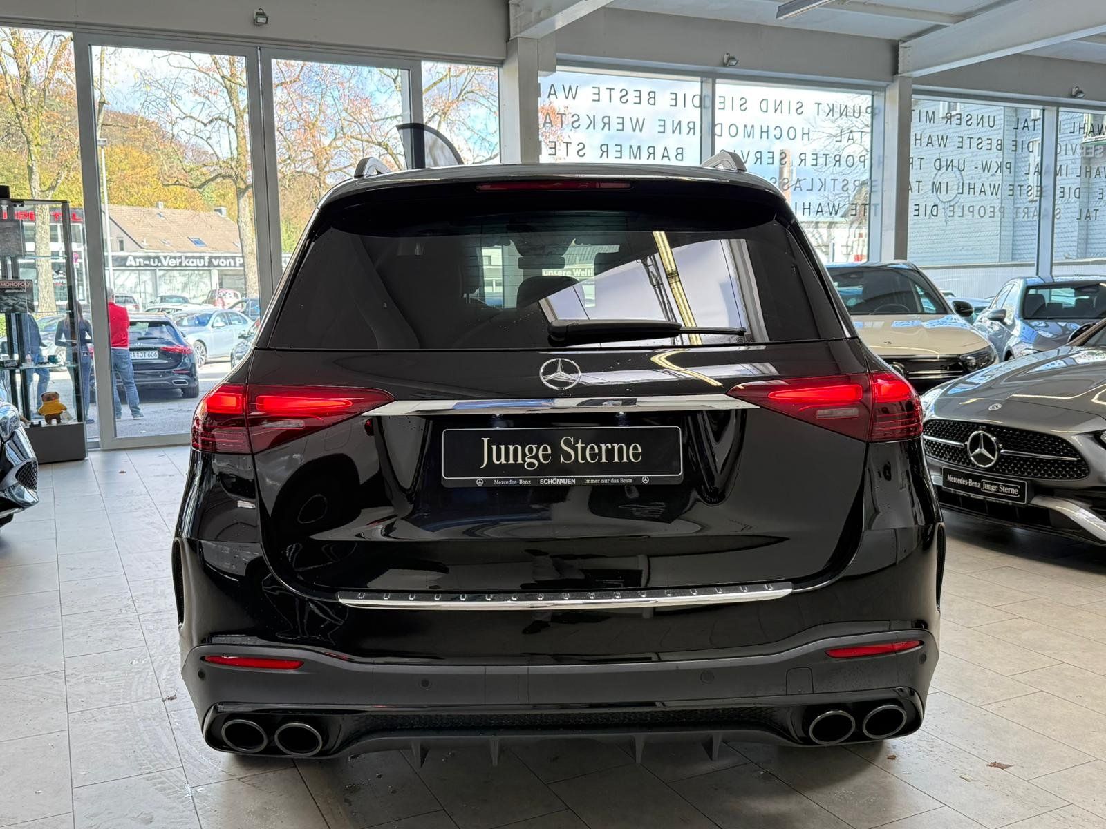 Fahrzeugabbildung Mercedes-Benz GLE 53 4M+ 7-SEATS+DISTR+STDHZ+PANO+AHK+MBEAM