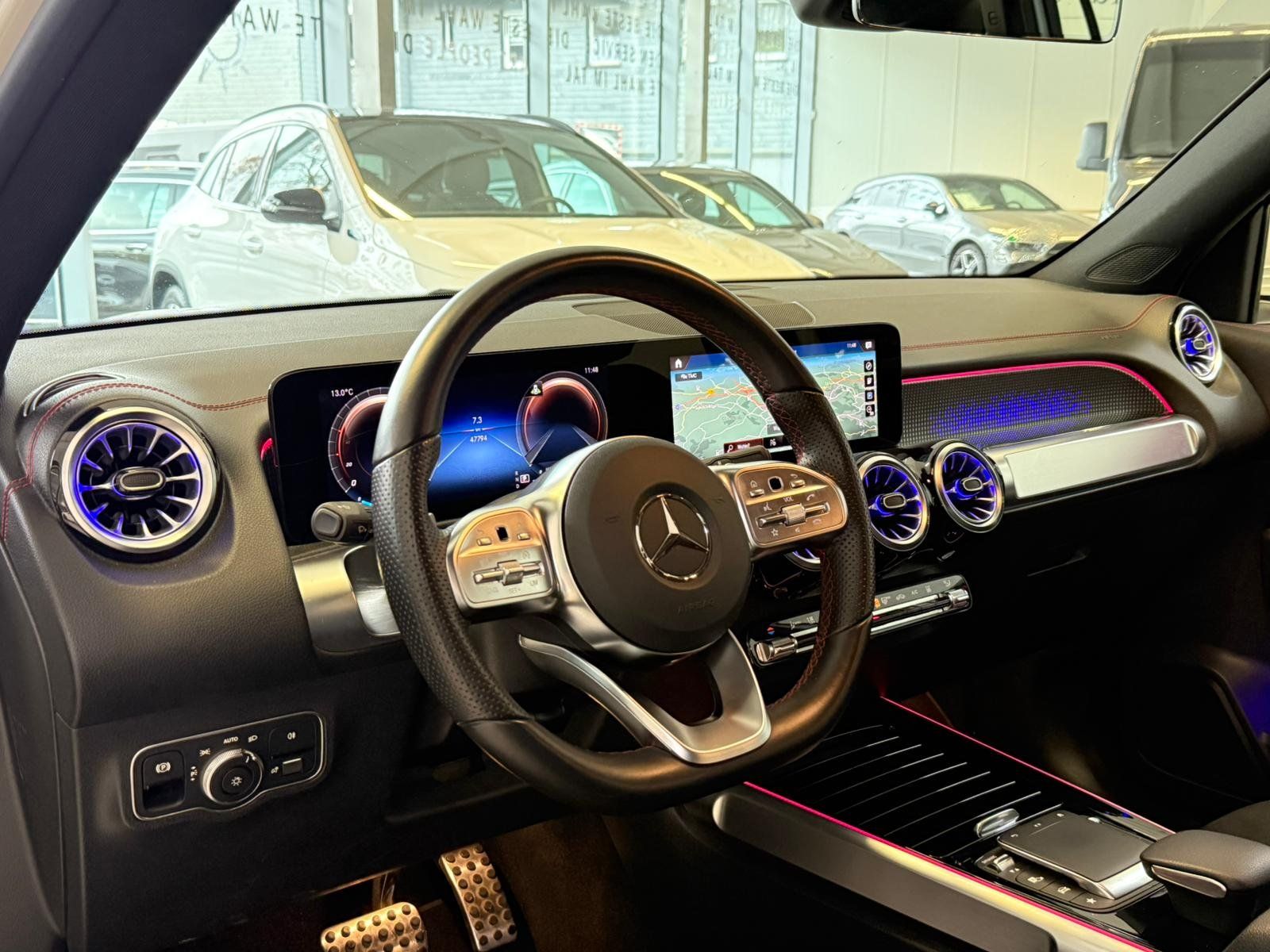 Fahrzeugabbildung Mercedes-Benz EQB 250 AMG+KAMERA+LED+TOTW+CARPLAY+DAB+NAVI