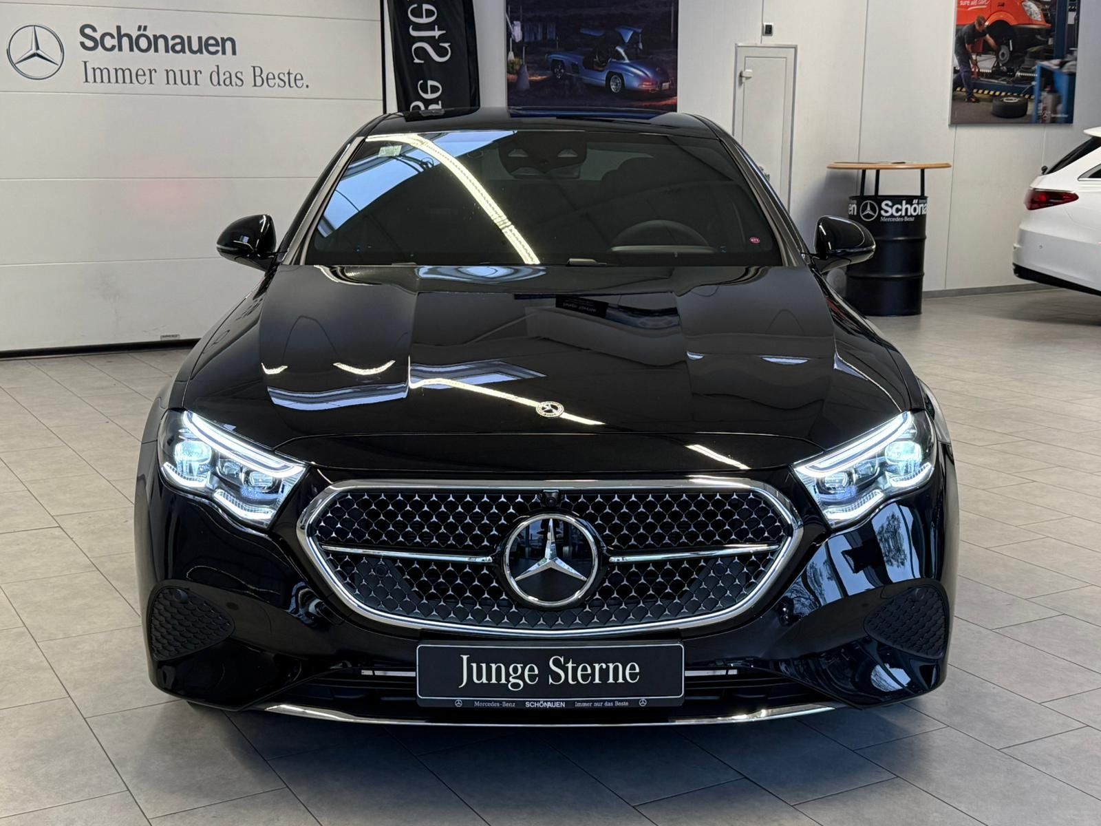 Fahrzeugabbildung Mercedes-Benz E 220d 4M AIRMATIC+DISTR+BURM4D+STDHZ+AHK+MEMORY