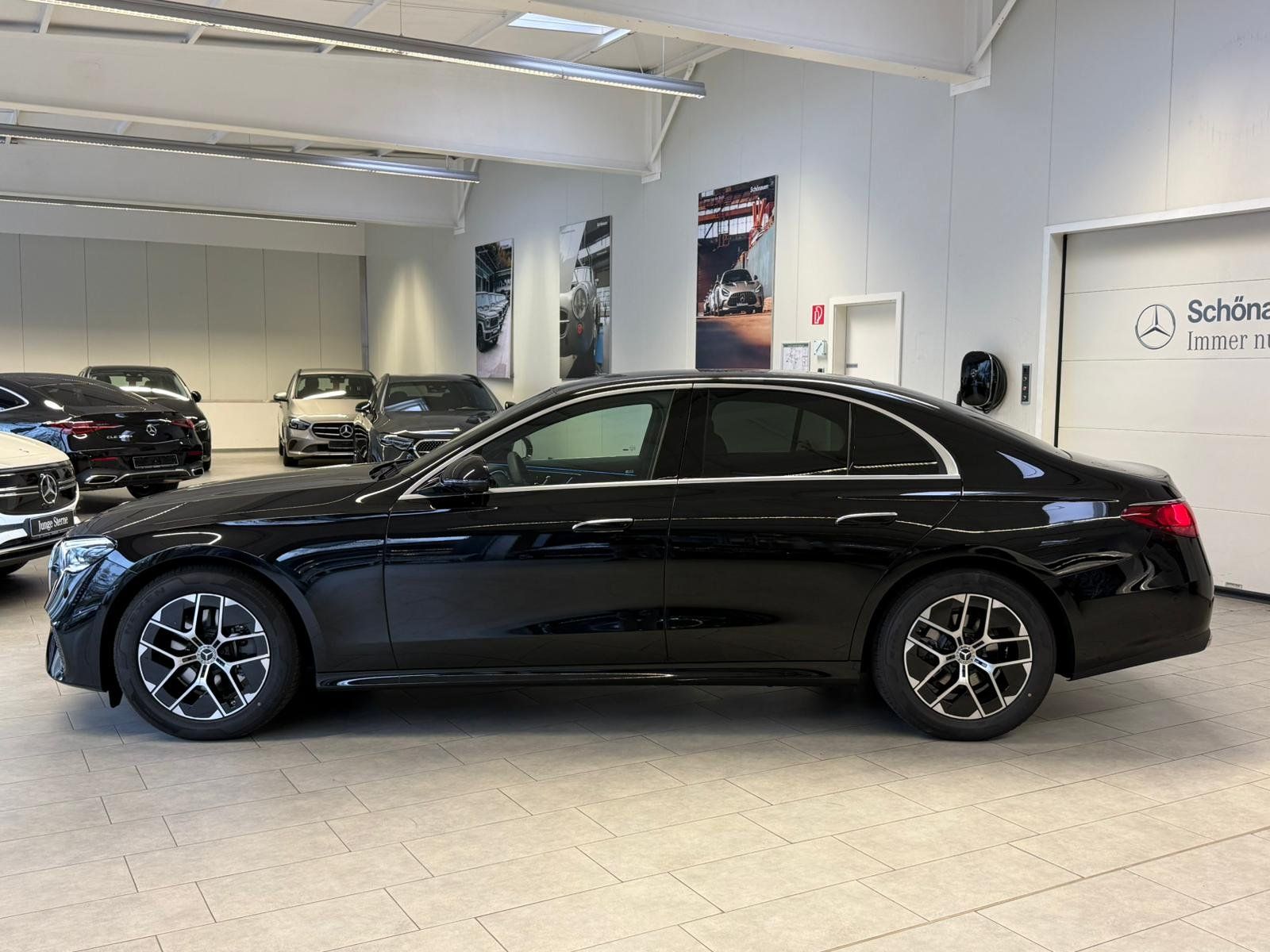 Fahrzeugabbildung Mercedes-Benz E 220d 4M AIRMATIC+DISTR+BURM4D+STDHZ+AHK+MEMORY