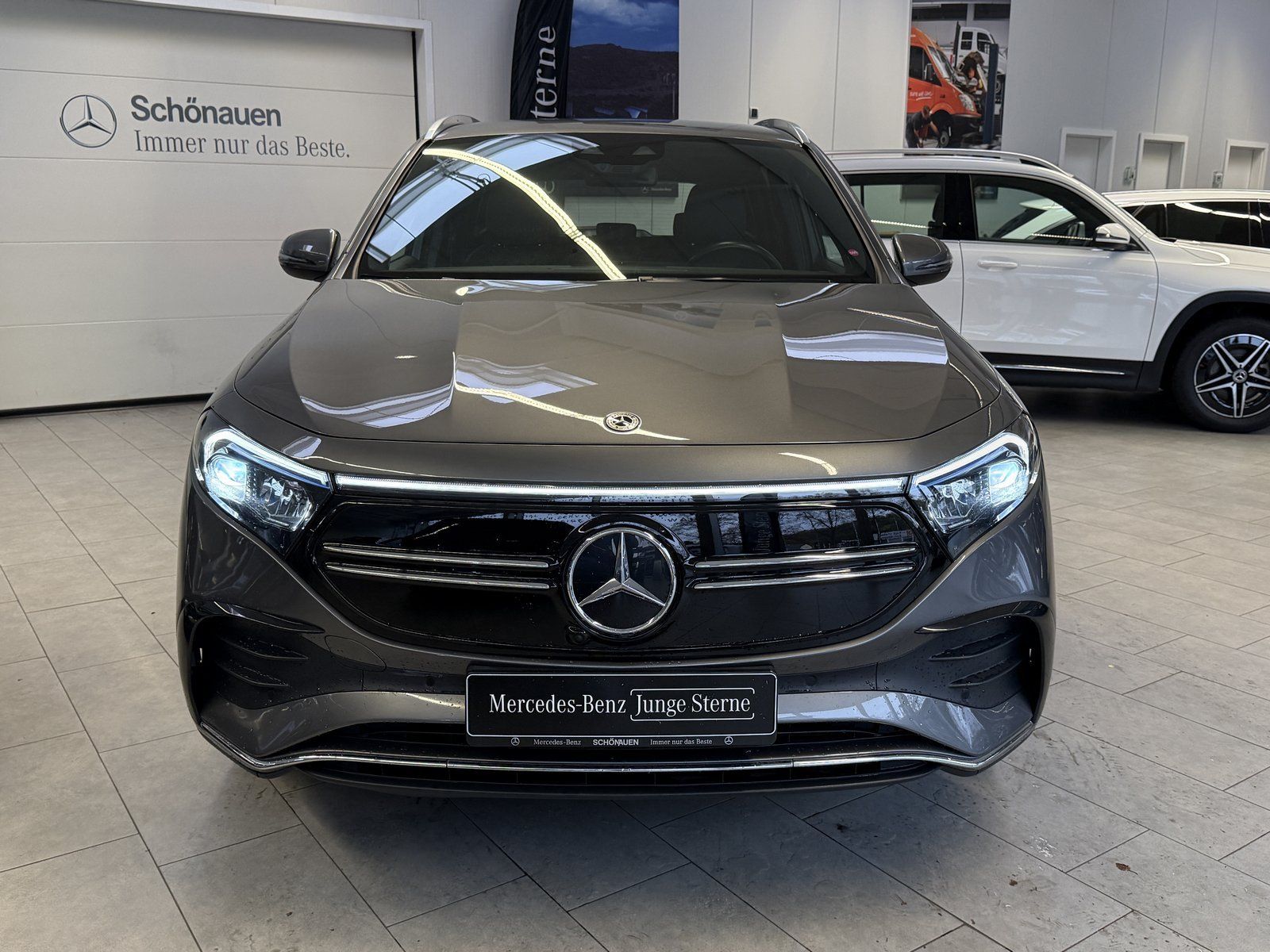 Fahrzeugabbildung Mercedes-Benz EQA 250 AMG+KAMERA+TOTW+CARPLAY+LED+DAB+NAVI