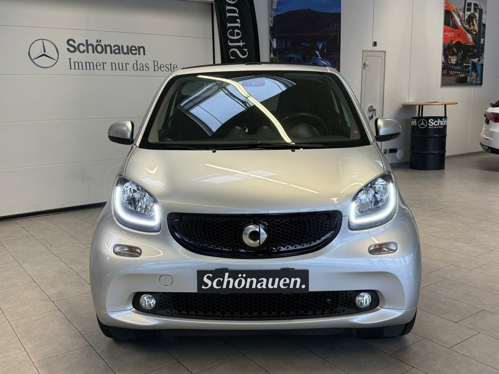 Fahrzeugabbildung Smart fortwo cabrio passion COOL&AUDIO+KAMERA+NAVI+PTS