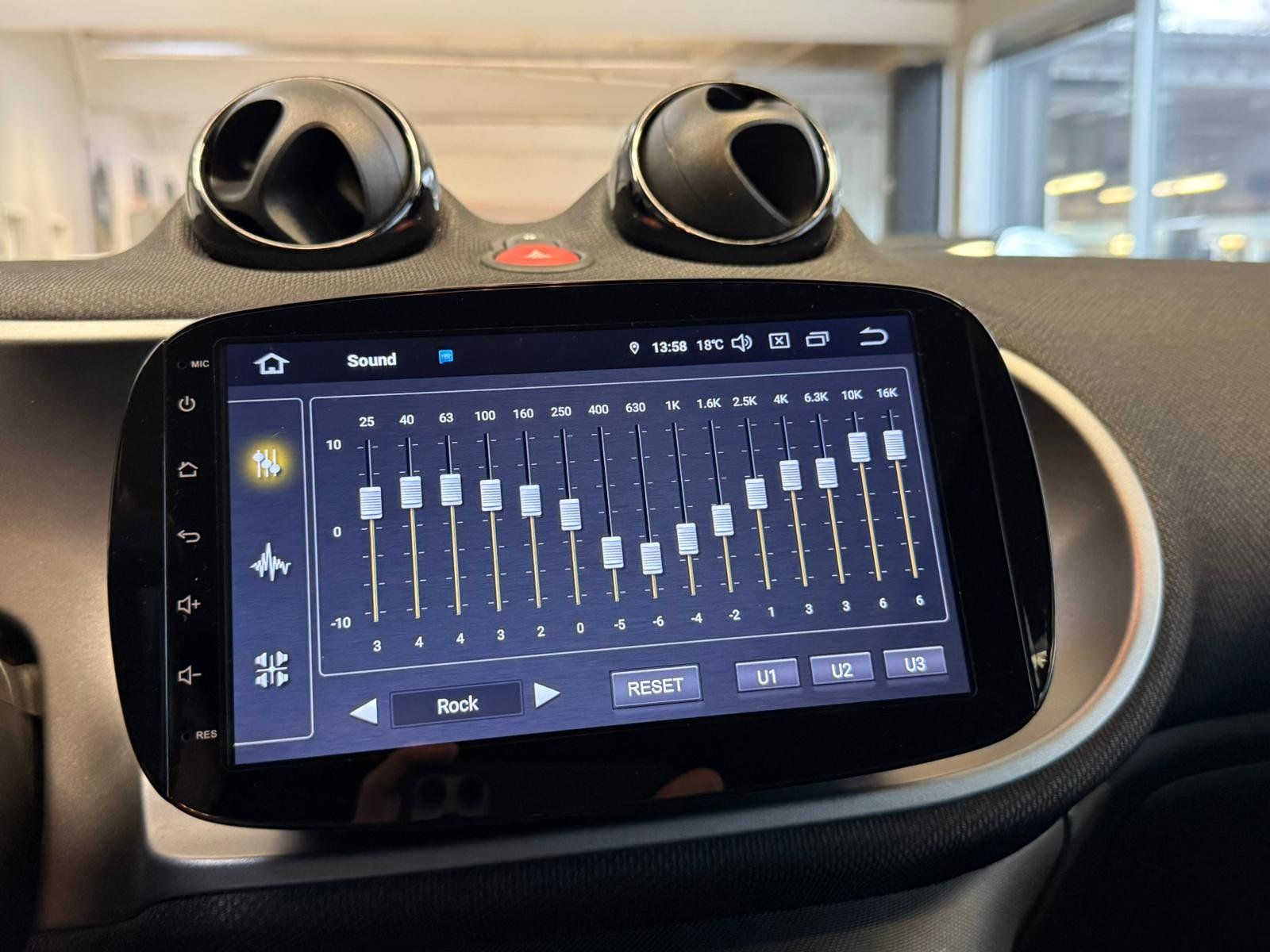 Fahrzeugabbildung Smart fortwo cabrio passion COOL&AUDIO+KAMERA+NAVI+PTS