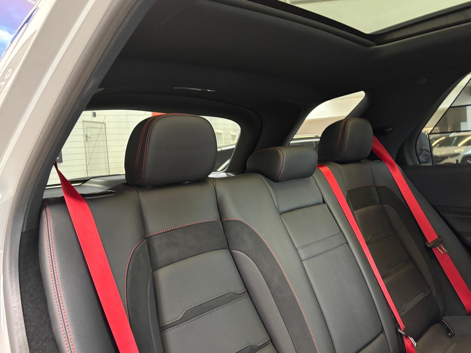 Fahrzeugabbildung Mercedes-Benz GLE 53 4M+ PERF.+DISTR+PANO+HUD+BURM+MBEAM+360°