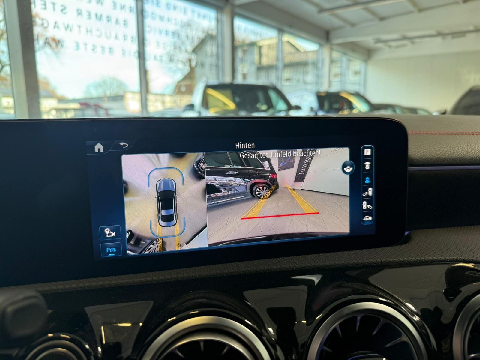 Fahrzeugabbildung Mercedes-Benz CLA 250 4M Coupé AMG BURMESTER+NIGHT+MEMORY+360°