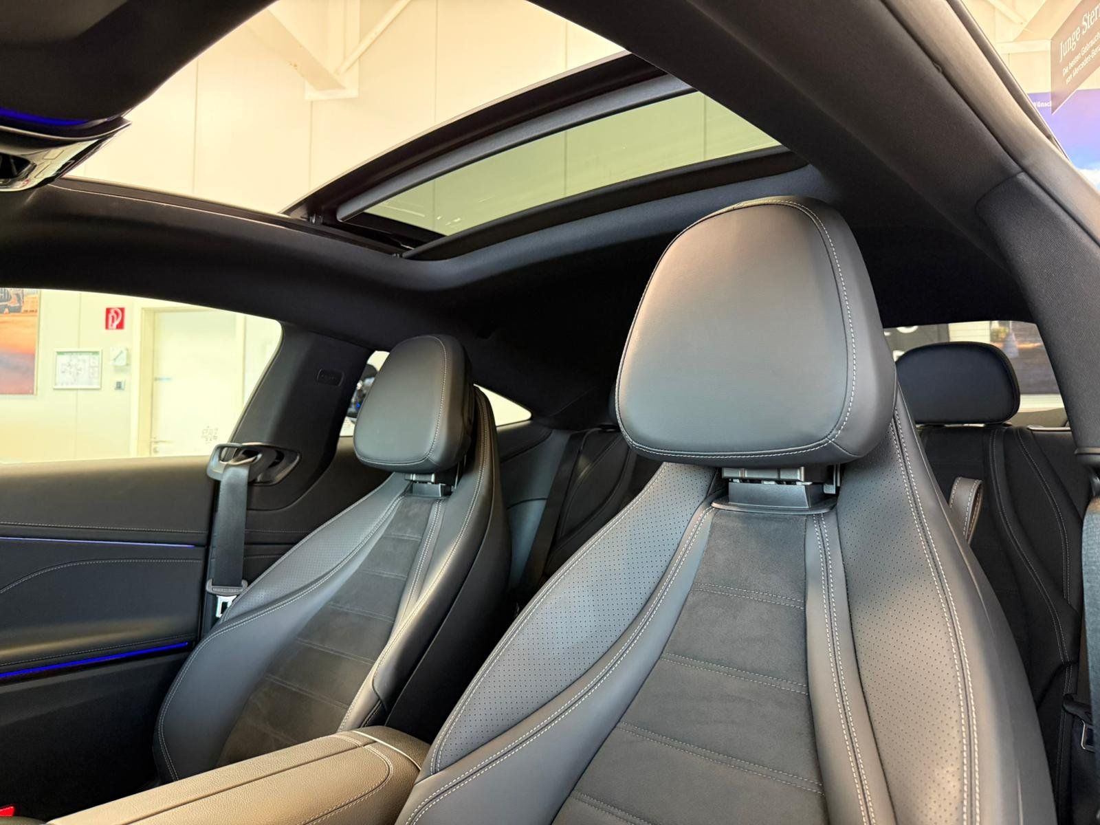 Fahrzeugabbildung Mercedes-Benz CLE 220d Coupé AMG PANO+BURMES+NIGHT+MEMORY+360°