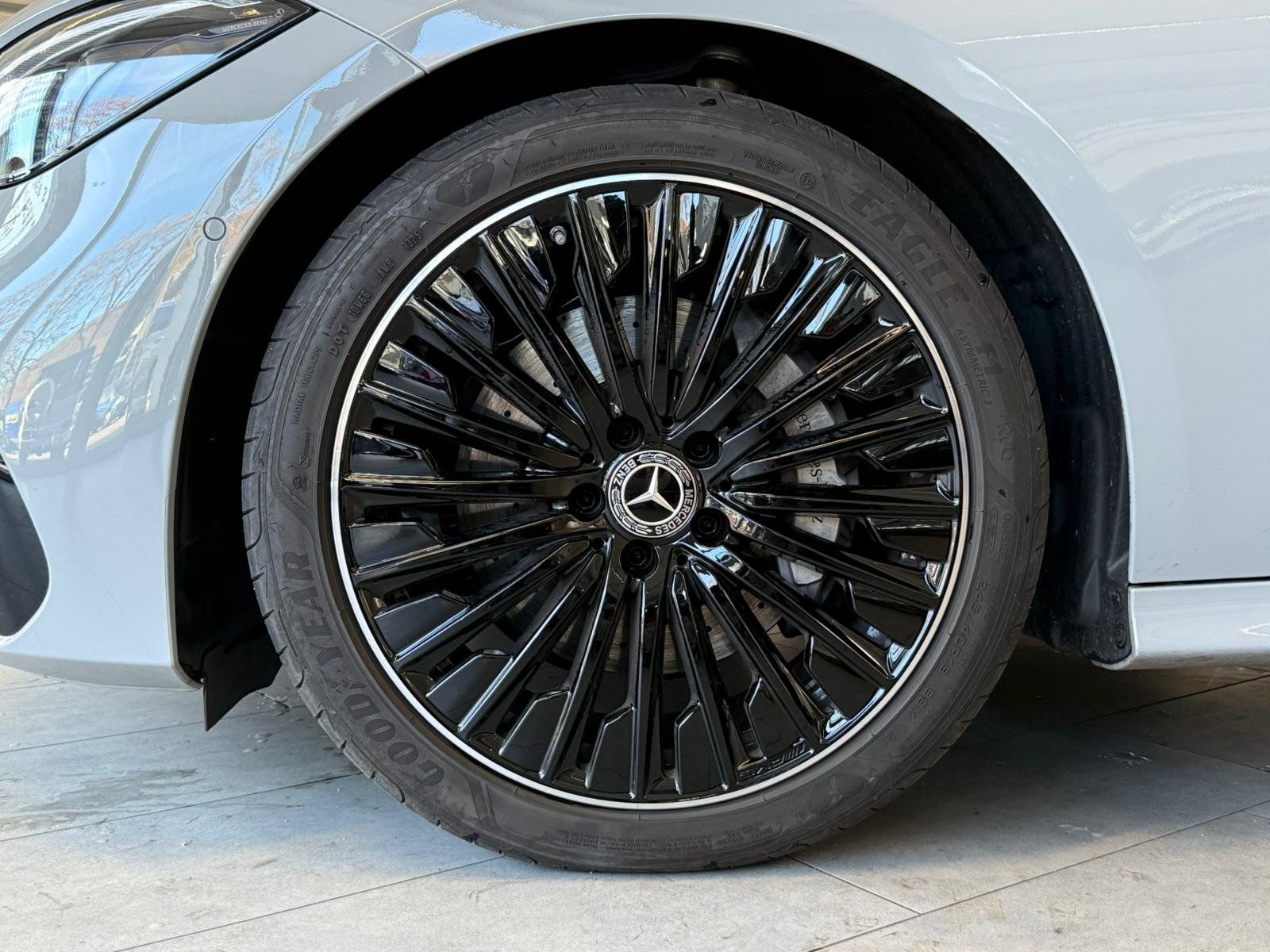 Fahrzeugabbildung Mercedes-Benz CLE 220d Coupé AMG PANO+BURMES+NIGHT+MEMORY+360°