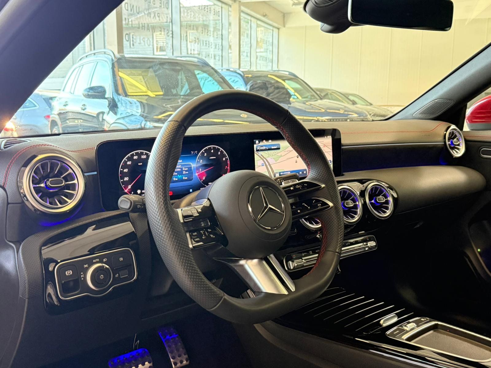 Fahrzeugabbildung Mercedes-Benz CLA 250 4M SB AMG+PANO+MBEAM+HUD+MEMORY+360°