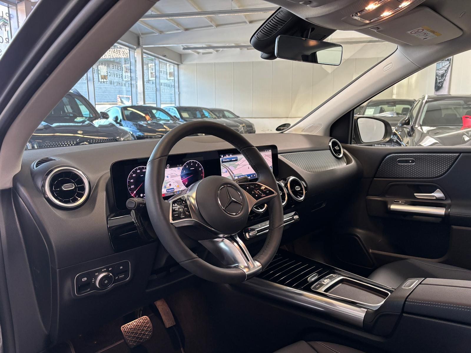 Fahrzeugabbildung Mercedes-Benz B 200 Progressive KAMERA+LED+CARPLAY+EASYPK+DAB