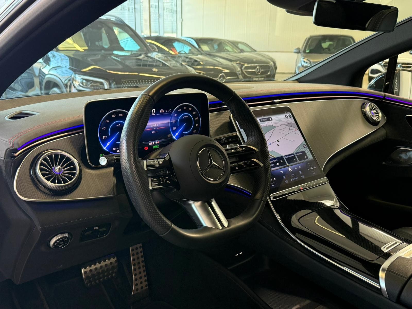 Fahrzeugabbildung Mercedes-Benz EQE 350 4M AMG+AIRMAT+PANO+21+UPE105t€+LEDER+HAL