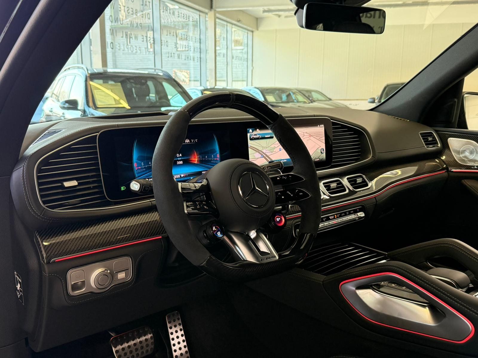 Fahrzeugabbildung Mercedes-Benz Mercedes-AMG GLE 63 S 4M+ KERAMIK+CARBON+AHK+22"
