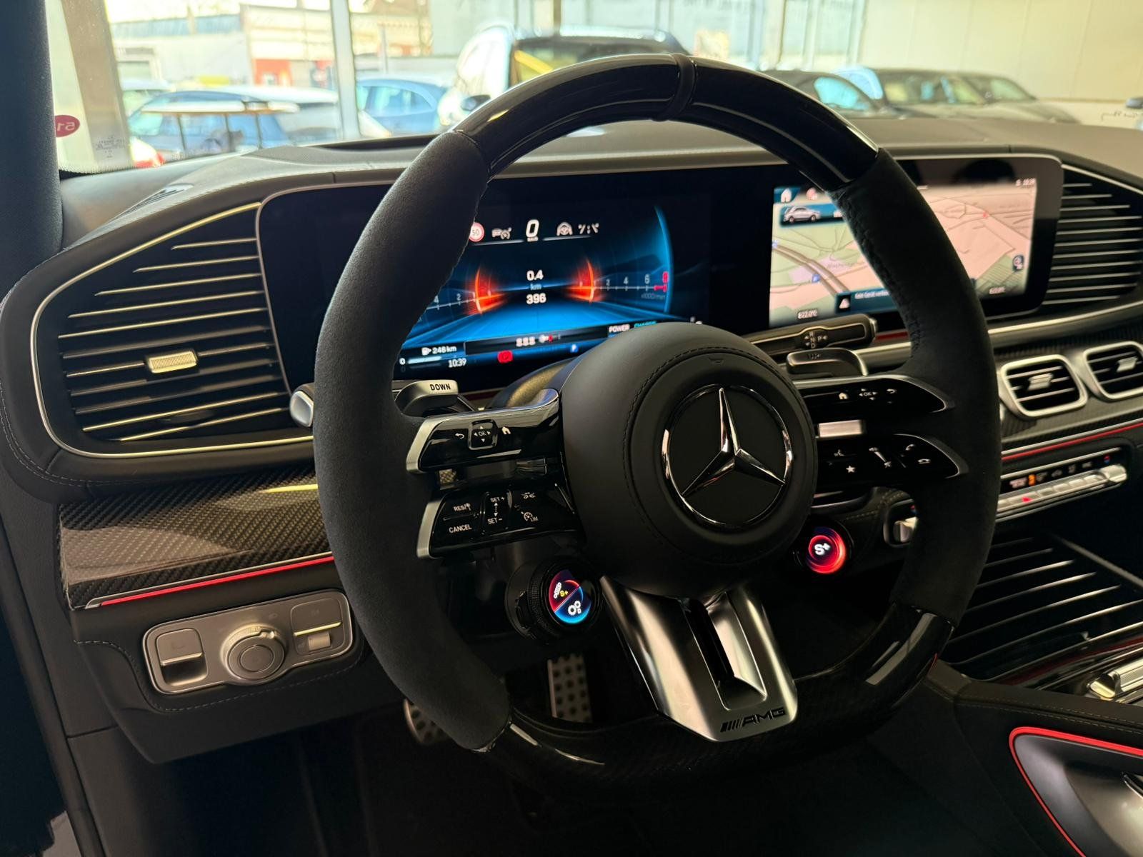 Fahrzeugabbildung Mercedes-Benz Mercedes-AMG GLE 63 S 4M+ KERAMIK+CARBON+AHK+22"