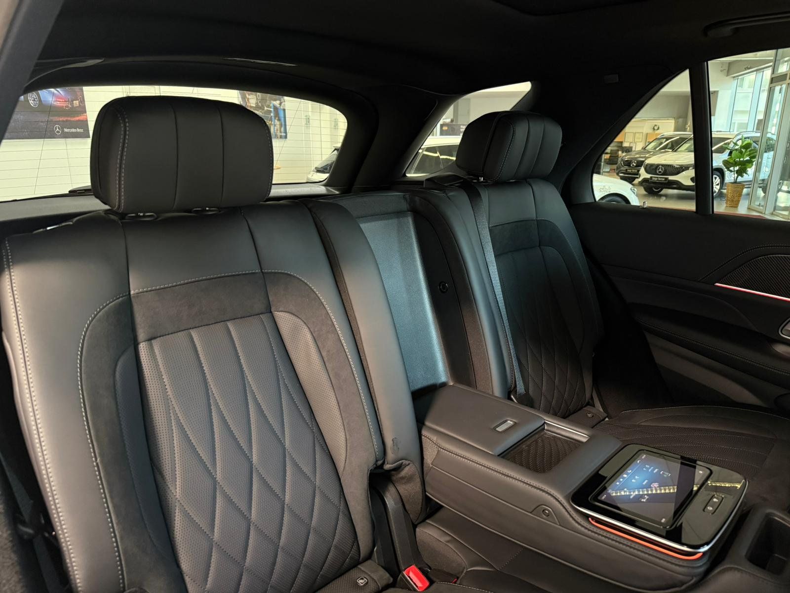 Fahrzeugabbildung Mercedes-Benz Mercedes-AMG GLE 63 S 4M+ KERAMIK+CARBON+AHK+22"