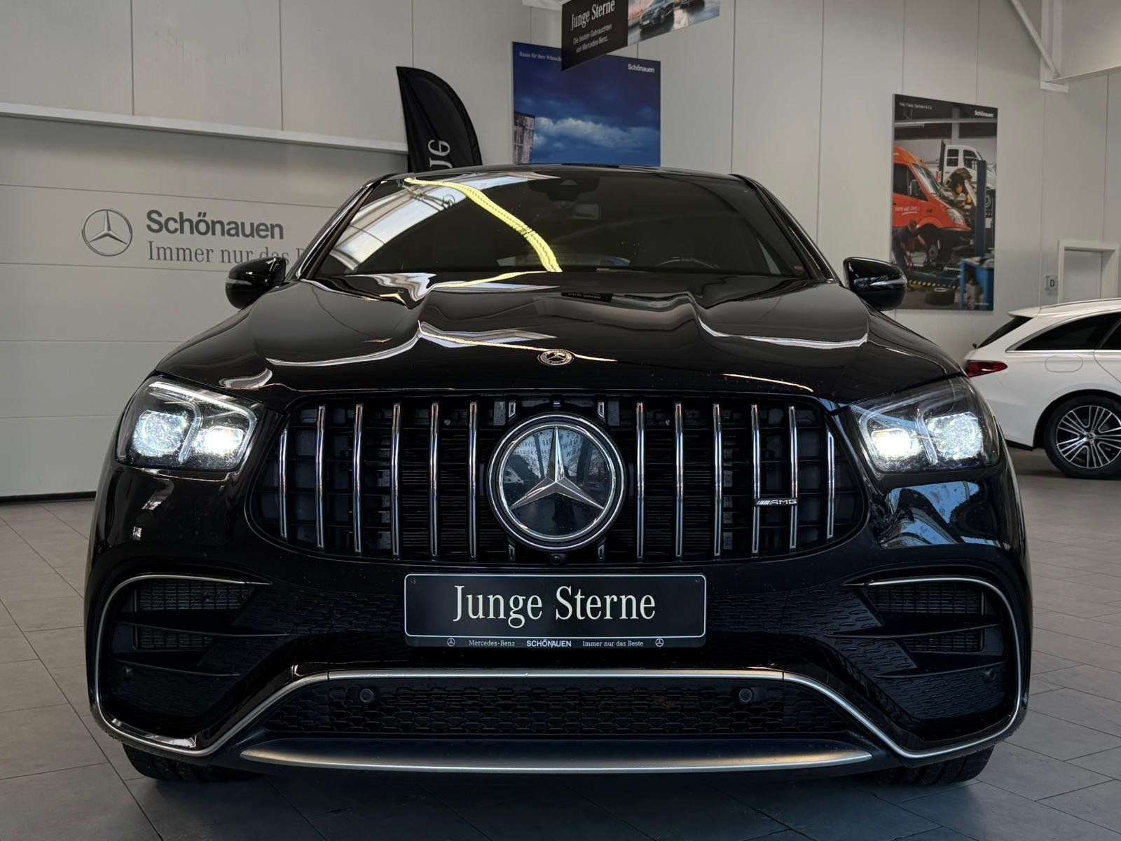 Fahrzeugabbildung Mercedes-Benz GLE 63 S 4M+ Coupé DRIVERS+PANO+MBEAM+HUD+22"