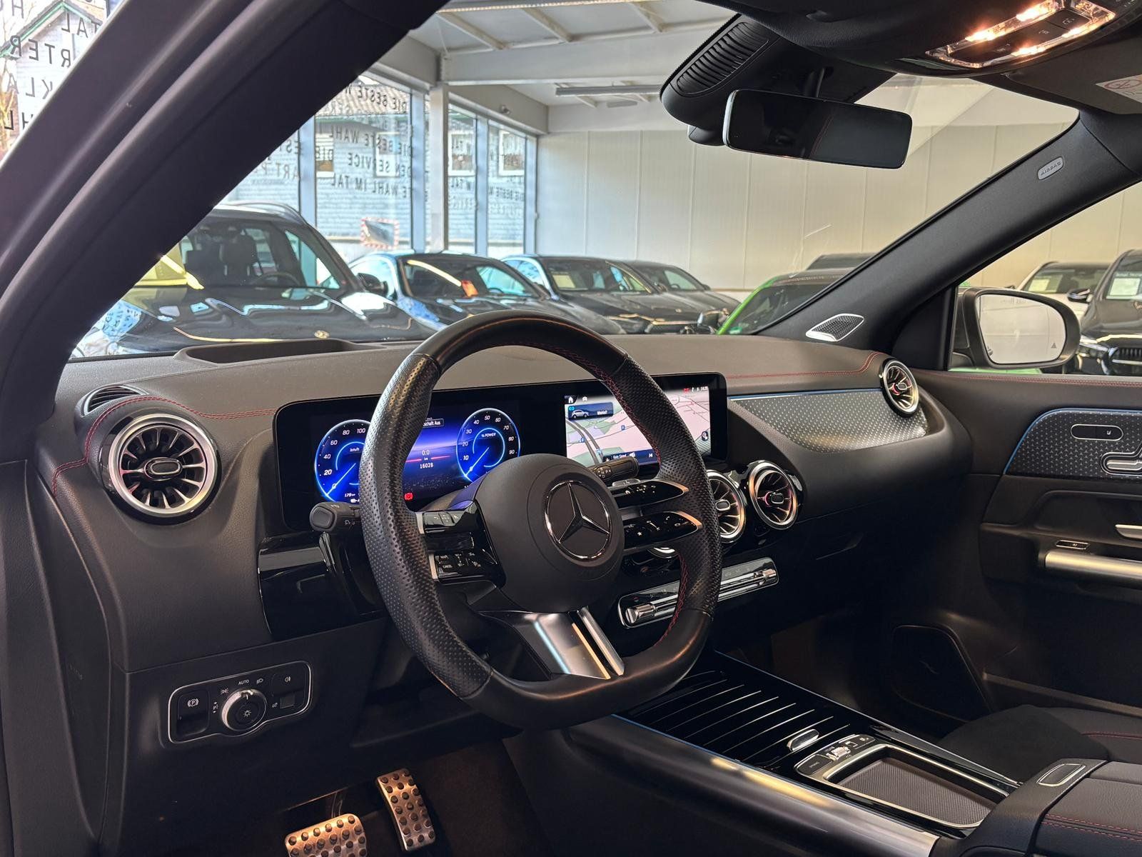 Fahrzeugabbildung Mercedes-Benz EQA 350 4M AMG+PANO+DISTR+HUD+BURMES+360°+MEMORY