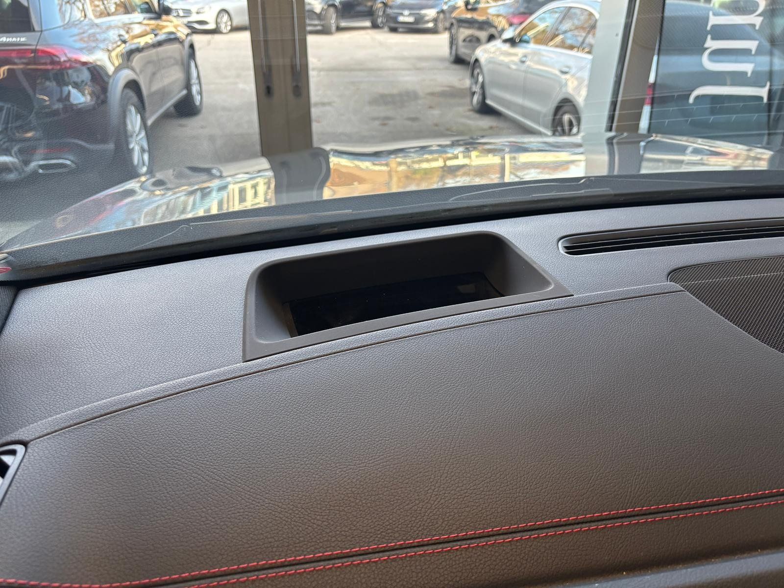 Fahrzeugabbildung Mercedes-Benz EQA 350 4M AMG+PANO+DISTR+HUD+BURMES+360°+MEMORY