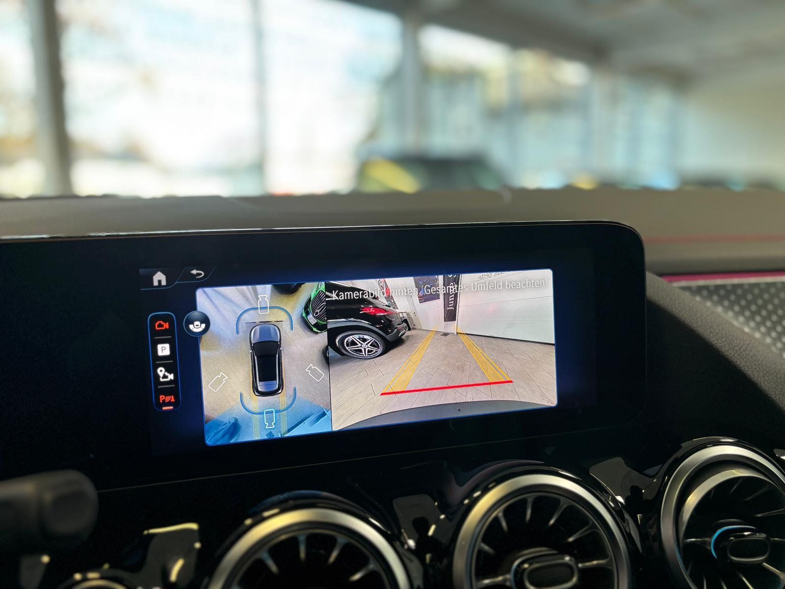 Fahrzeugabbildung Mercedes-Benz EQA 350 4M AMG+PANO+DISTR+HUD+BURMES+360°+MEMORY