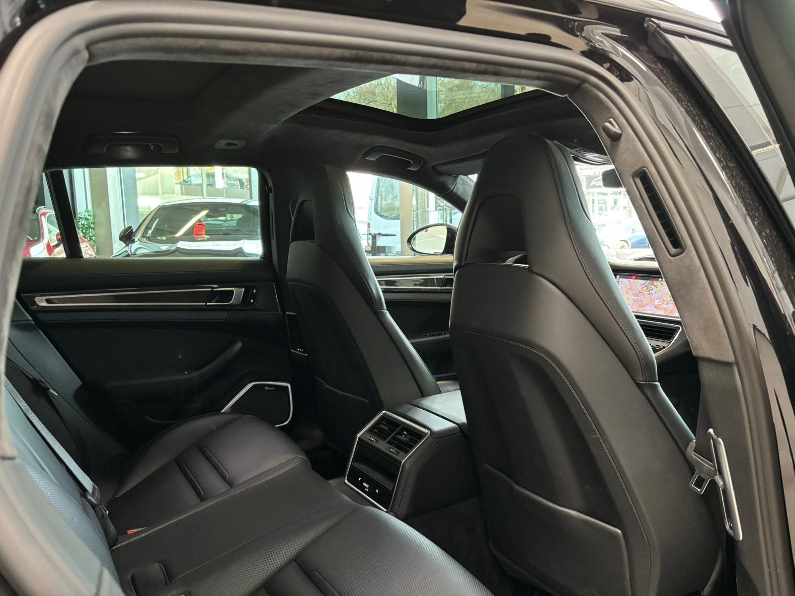 Fahrzeugabbildung Porsche Panamera Turbo KERAMIK+STDHZ+LUFT+BURMES+MASSAGE