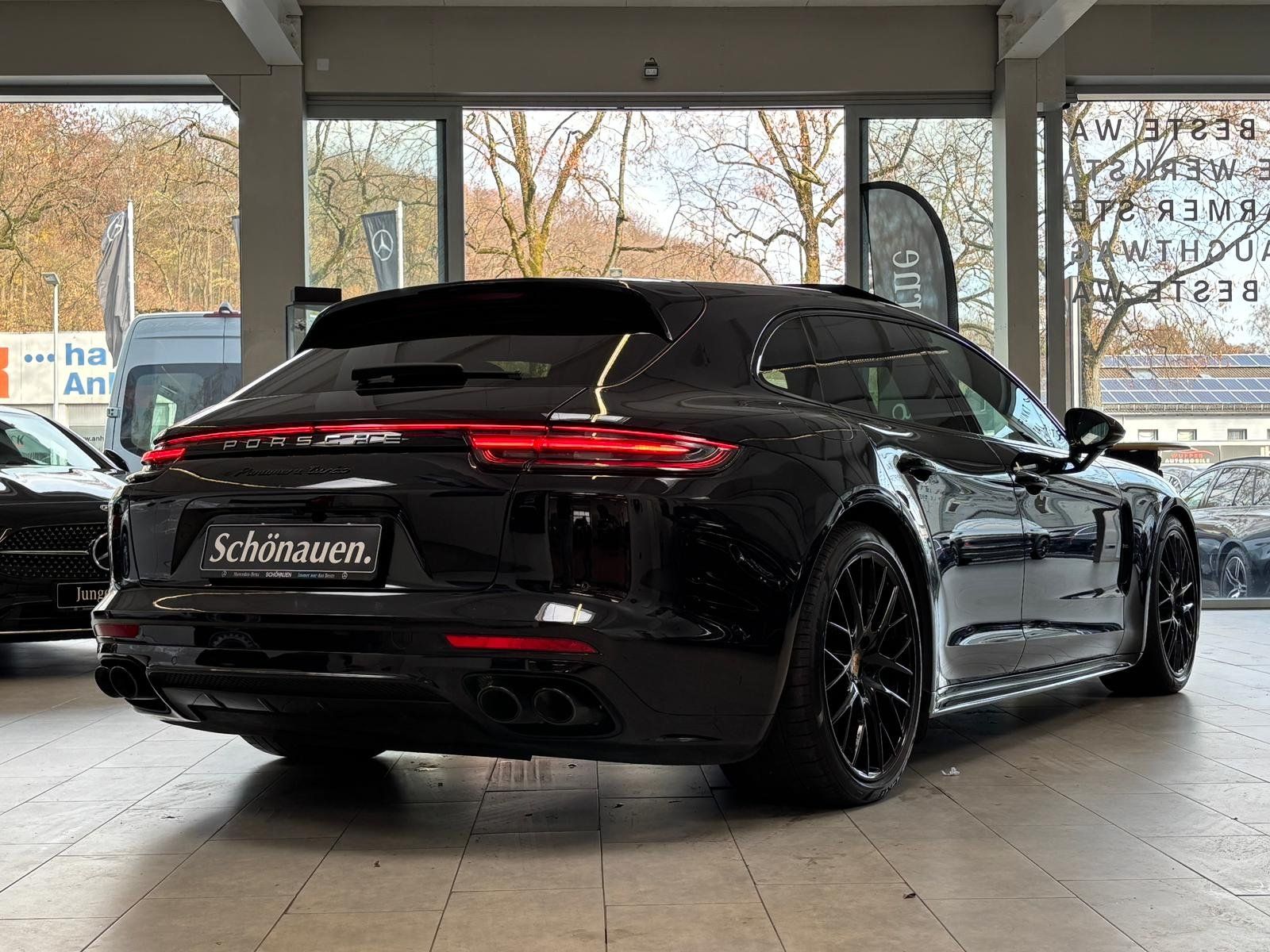Fahrzeugabbildung Porsche Panamera Turbo KERAMIK+STDHZ+LUFT+BURMES+MASSAGE