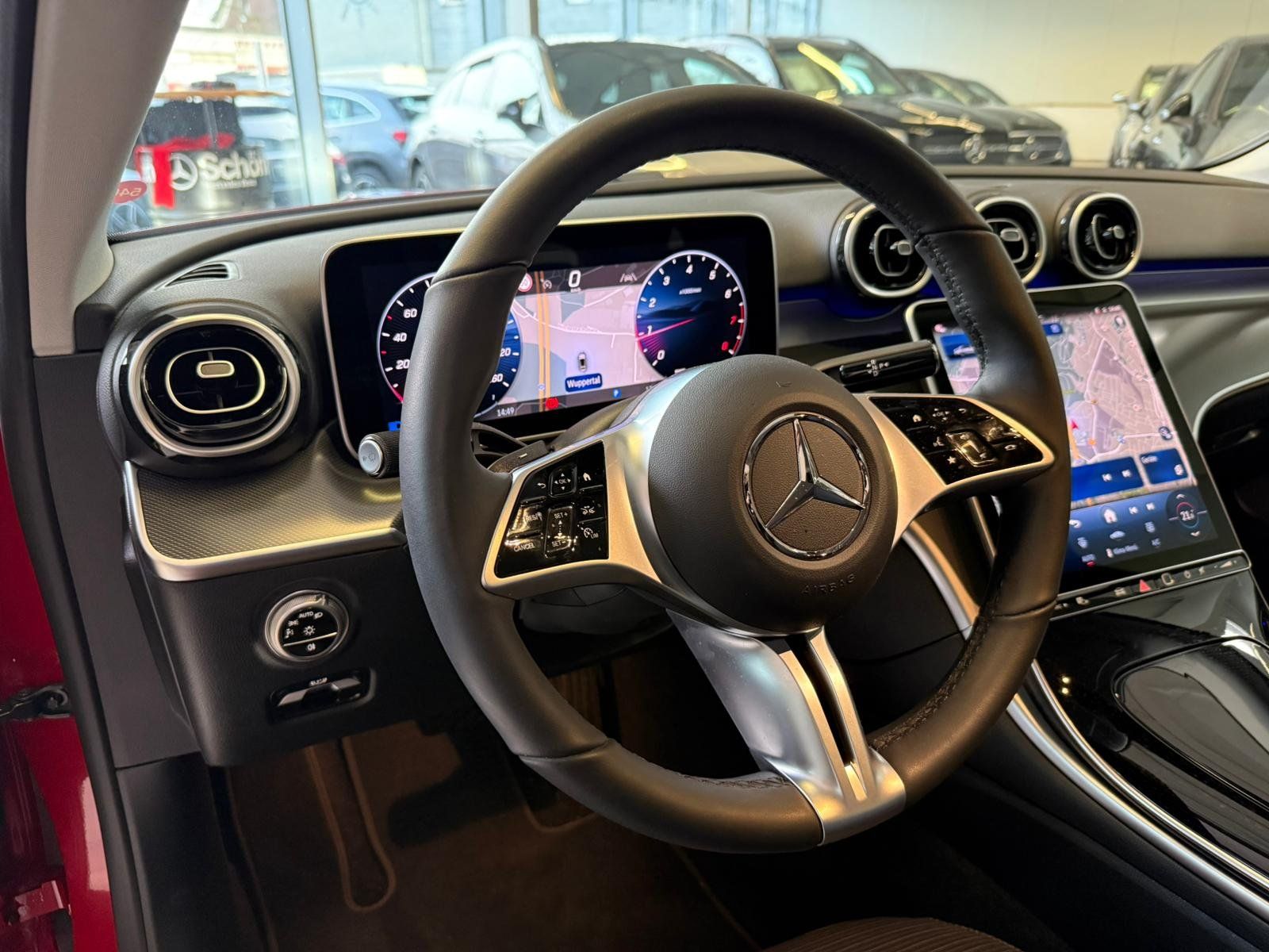 Fahrzeugabbildung Mercedes-Benz C 200 Avantgarde CARPLAY+360°+LED+TOTW+AMBIENTE