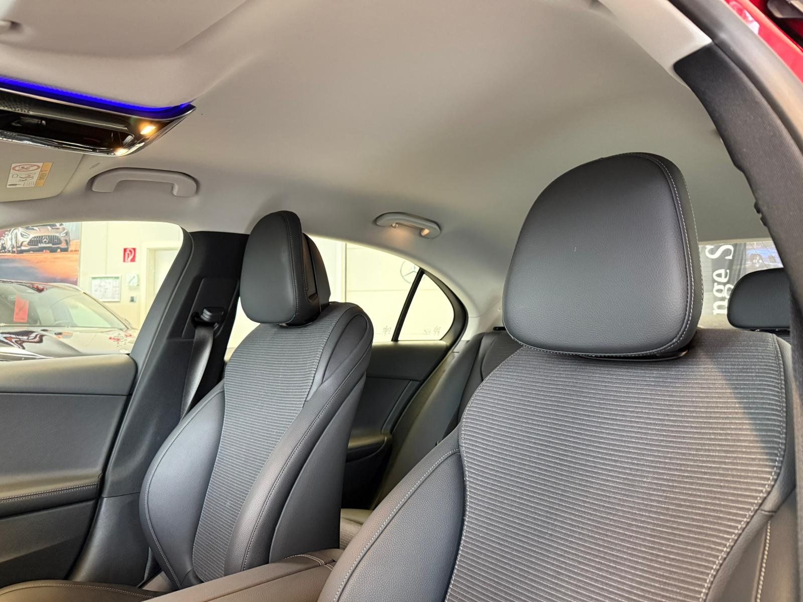 Fahrzeugabbildung Mercedes-Benz C 200 Avantgarde CARPLAY+360°+LED+TOTW+AMBIENTE