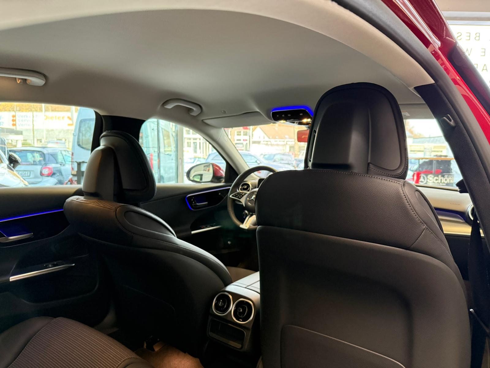 Fahrzeugabbildung Mercedes-Benz C 200 Avantgarde CARPLAY+360°+LED+TOTW+AMBIENTE